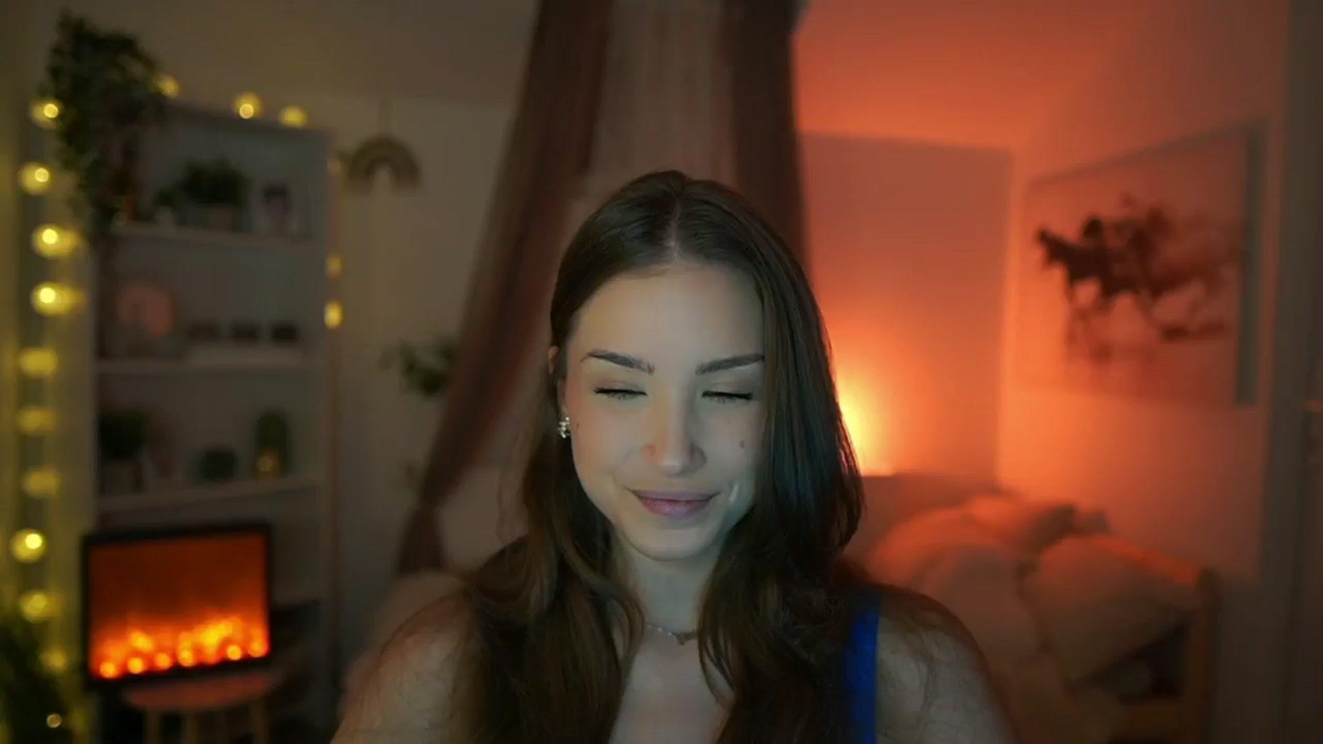 Gallery image thumbnail from Shy_jane's myfreecams stream on, 05/16/2024, 11:18 image 3 of 20