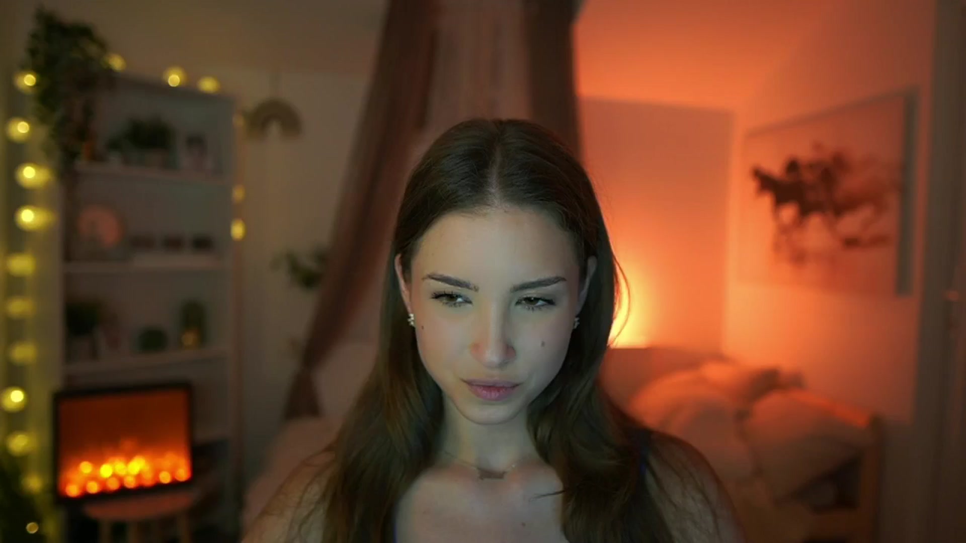 Gallery image thumbnail from Shy_jane's myfreecams stream on, 05/16/2024, 13:48 image 12 of 20