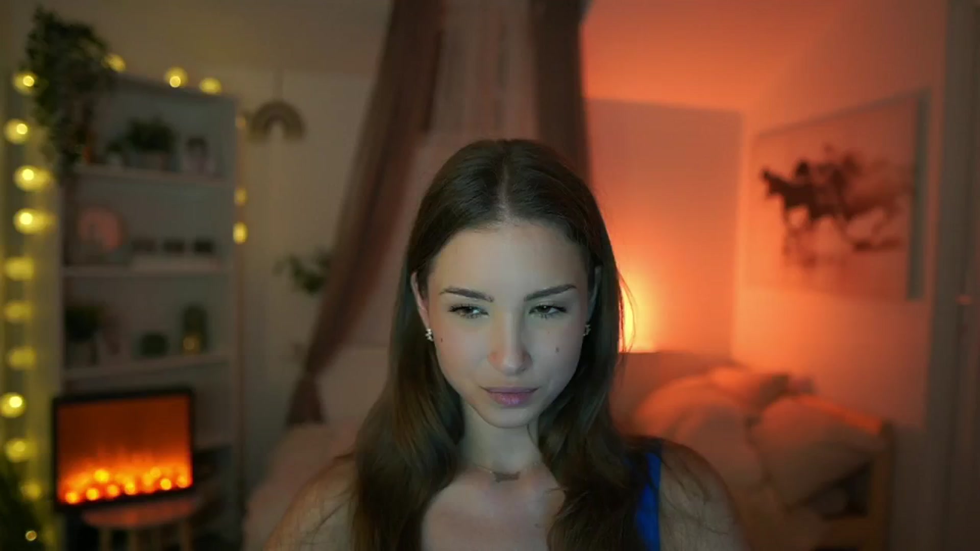 Gallery image thumbnail from Shy_jane's myfreecams stream on, 05/16/2024, 14:15 image 7 of 20