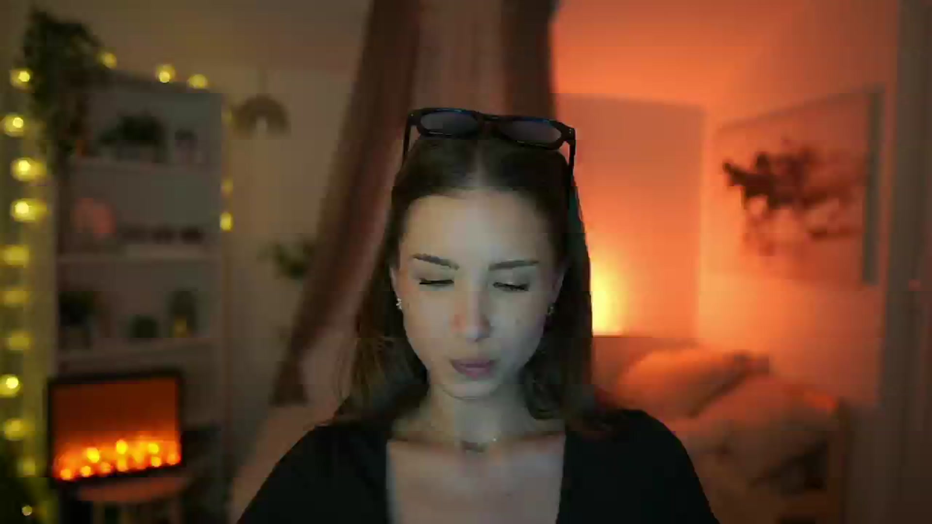 Gallery image thumbnail from Shy_jane's myfreecams stream on, 05/16/2024, 16:14 image 18 of 20