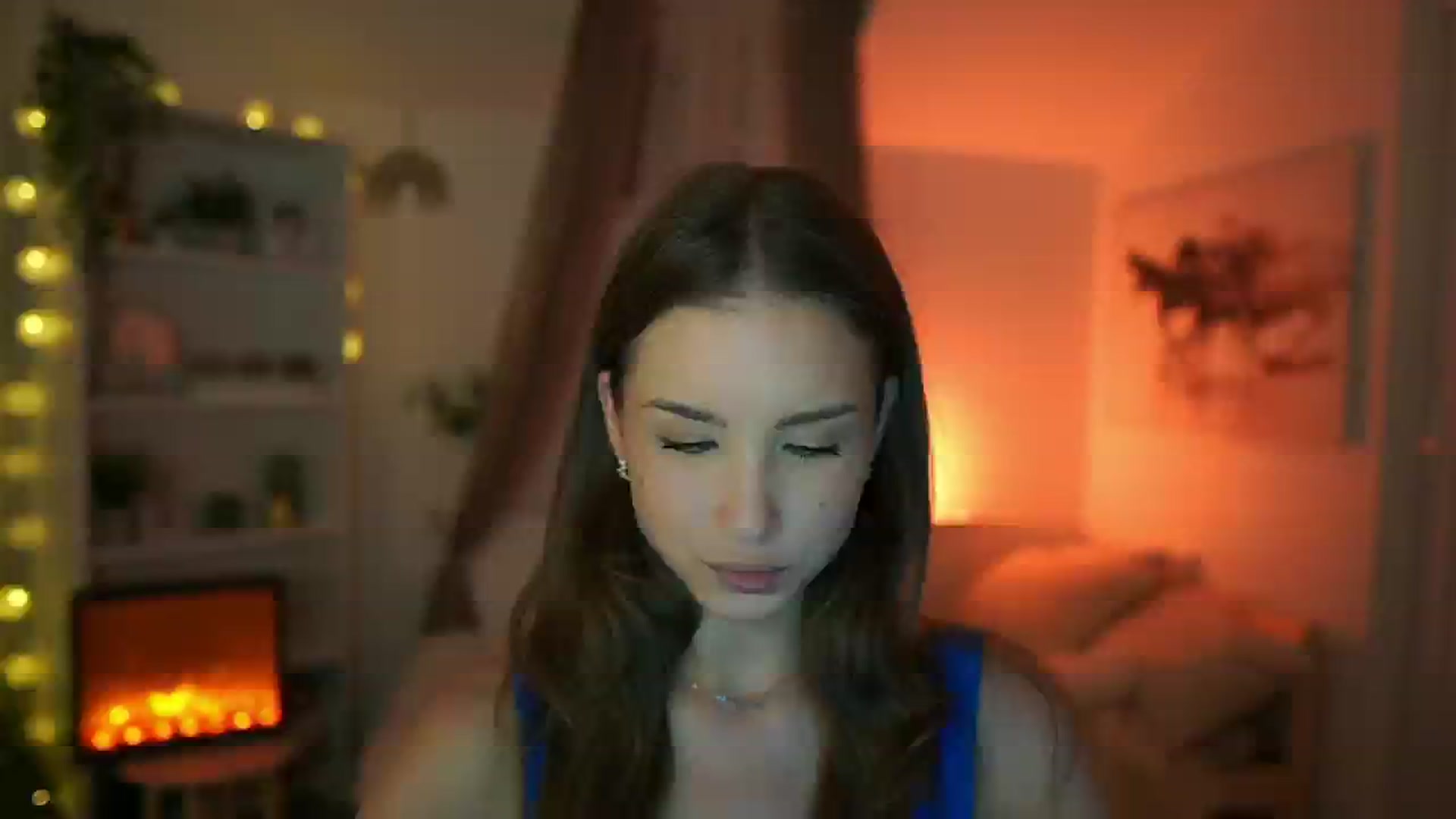 Gallery image thumbnail from Shy_jane's myfreecams stream on, 05/16/2024, 16:14 image 6 of 20