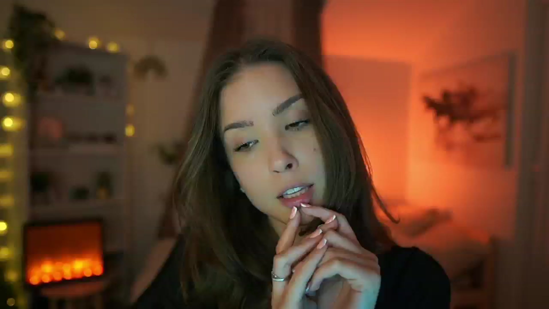 Gallery image thumbnail from Shy_jane's myfreecams stream on, 05/16/2024, 17:05 image 12 of 20