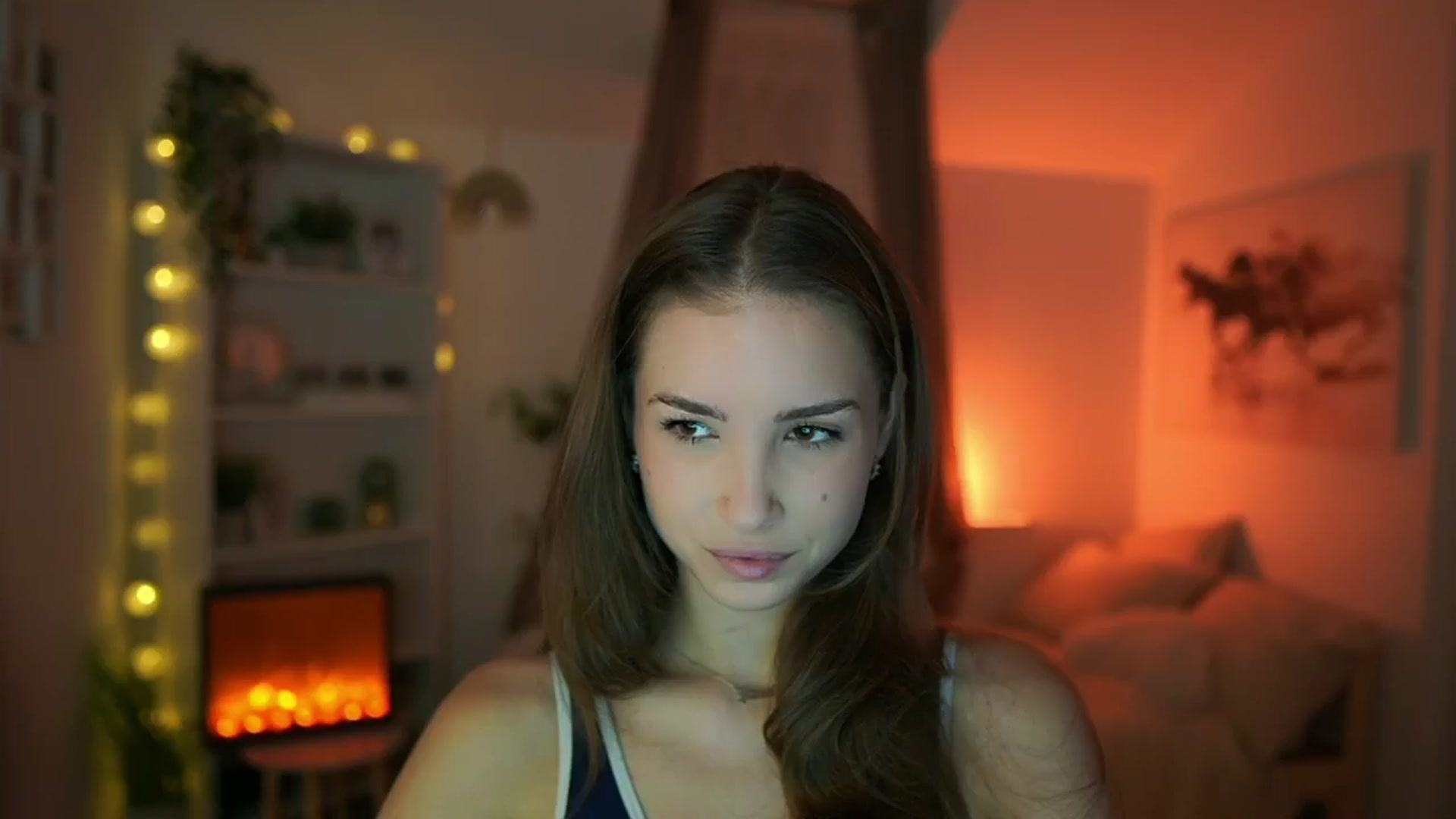 Gallery image thumbnail from Shy_jane's myfreecams stream on, 05/19/2024, 08:51 image 7 of 20
