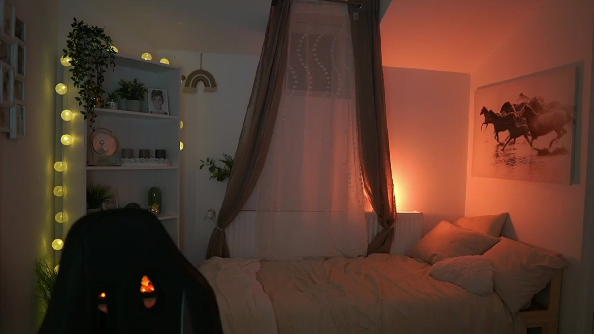 Gallery image thumbnail from Shy_jane's myfreecams stream on, 05/19/2024, 12:01 image 9 of 20