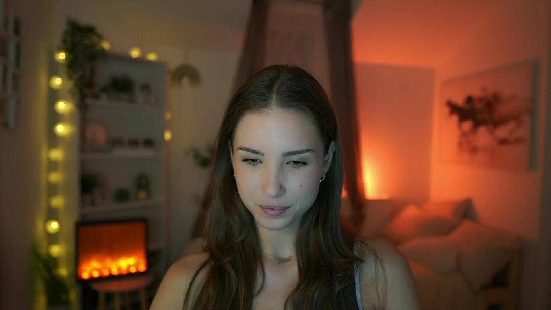 Gallery image thumbnail from Shy_jane's myfreecams stream on, 05/19/2024, 14:35 image 6 of 20