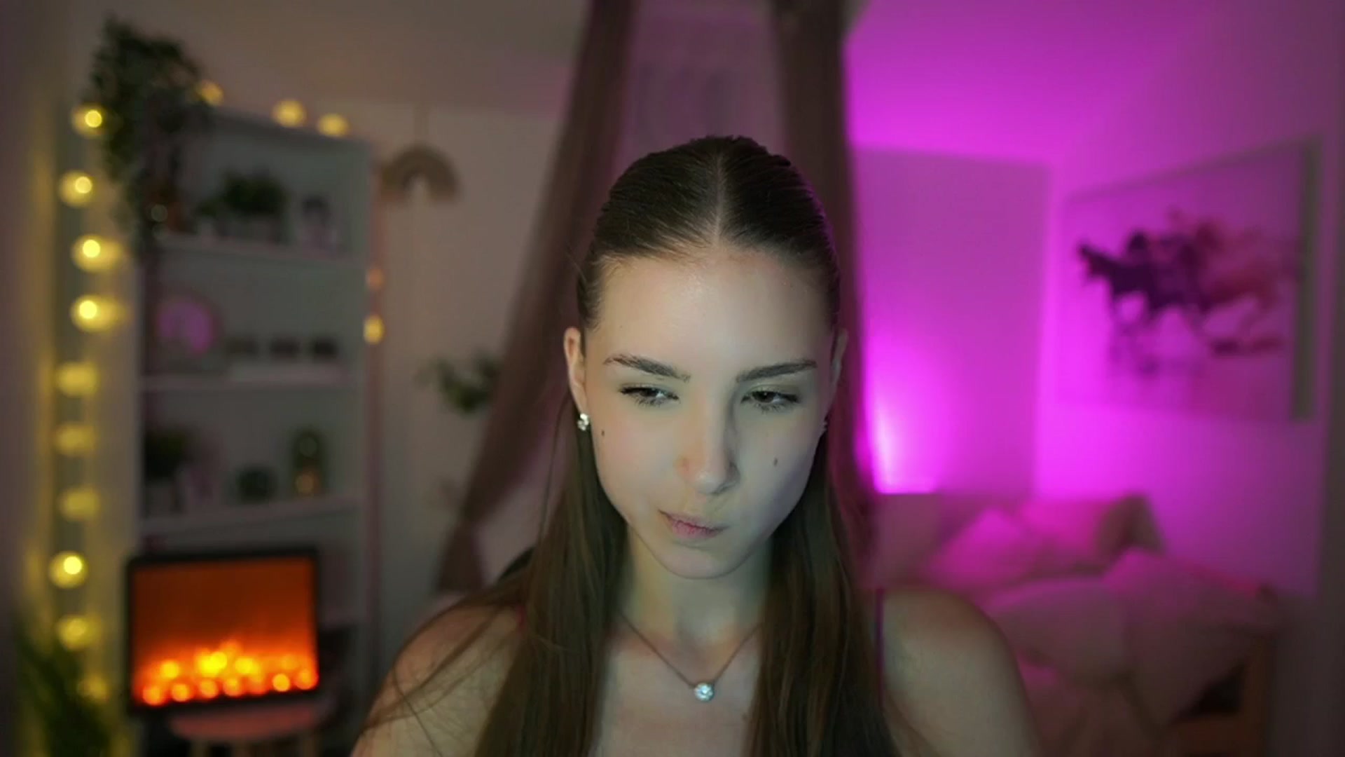 Gallery image thumbnail from Shy_jane's myfreecams stream on, 05/21/2024, 14:16 image 3 of 20