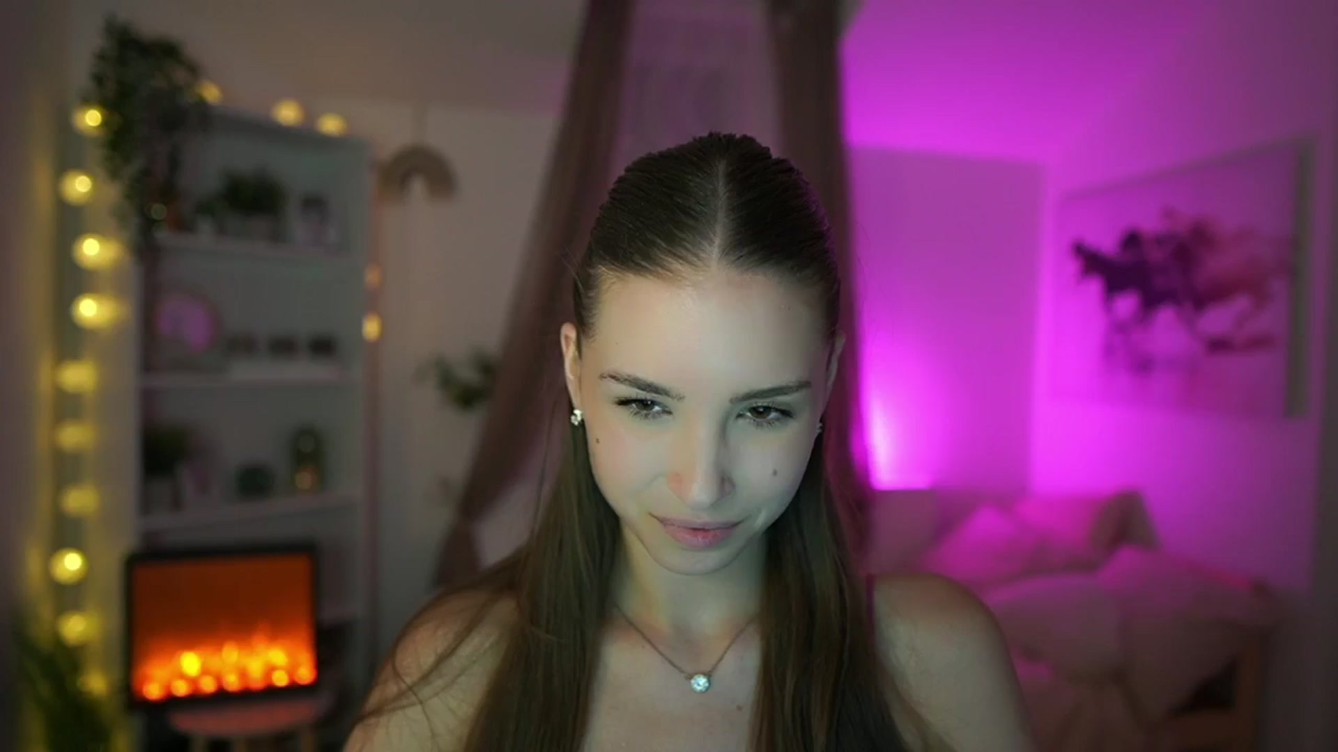 Gallery image thumbnail from Shy_jane's myfreecams stream on, 05/21/2024, 14:16 image 1 of 20