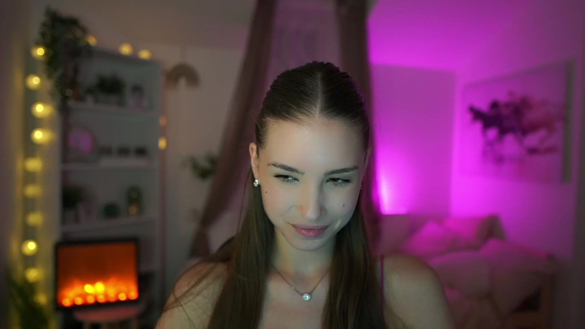Gallery image thumbnail from Shy_jane's myfreecams stream on, 05/21/2024, 14:16 image 5 of 20