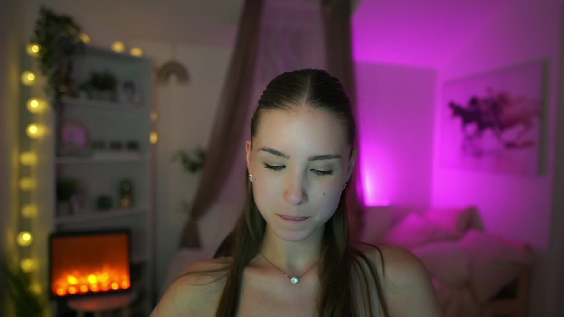 Gallery image thumbnail from Shy_jane's myfreecams stream on, 05/21/2024, 16:08 image 19 of 20
