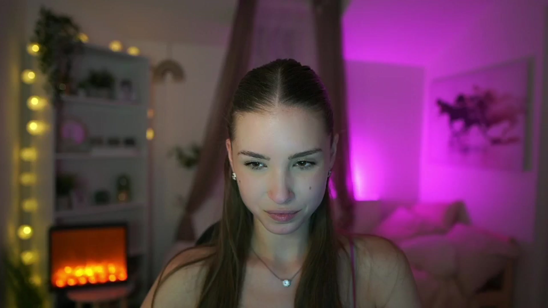 Gallery image thumbnail from Shy_jane's myfreecams stream on, 05/21/2024, 16:08 image 1 of 20