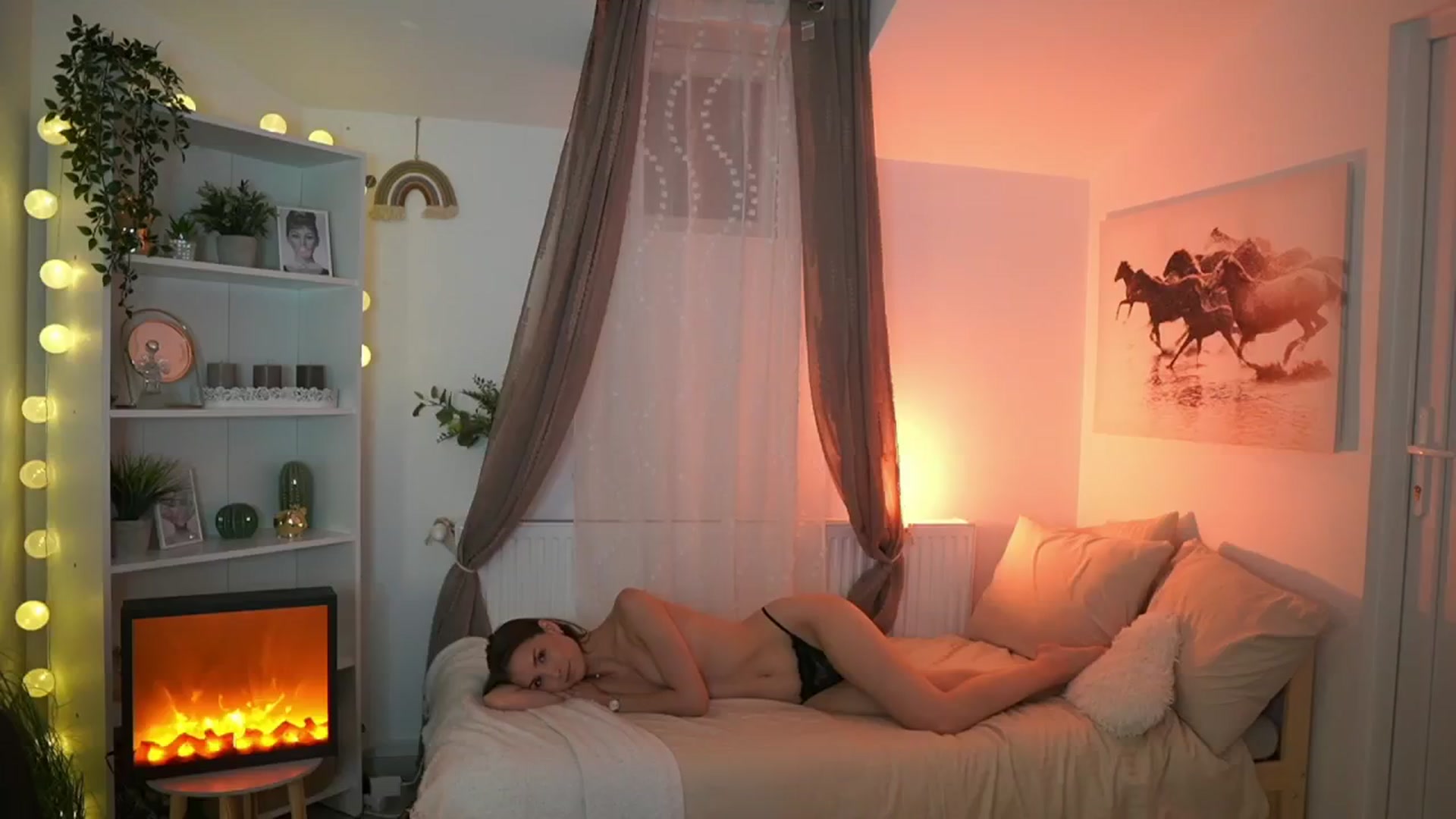Gallery image thumbnail from Shy_jane's myfreecams stream on, 05/26/2024, 11:19 image 20 of 20