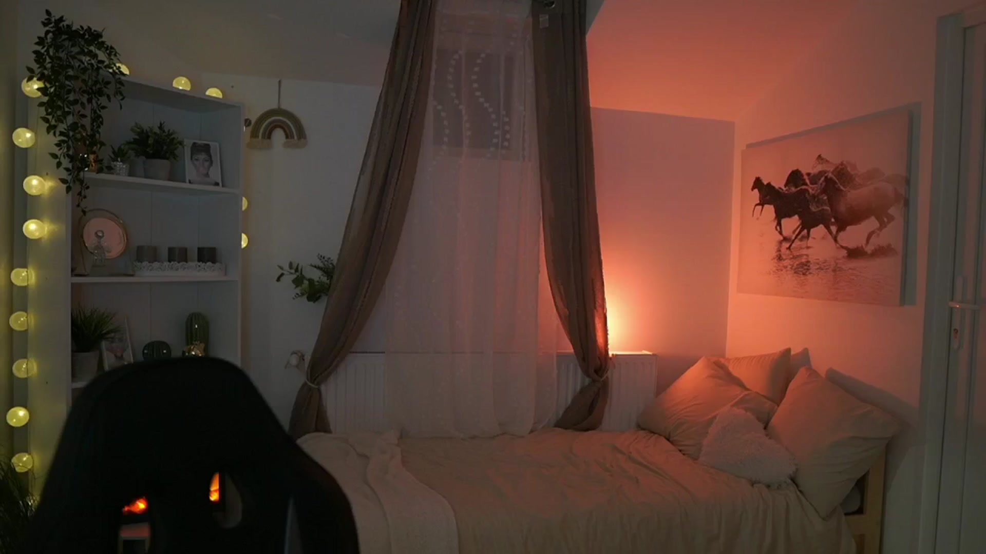 Gallery image thumbnail from Shy_jane's myfreecams stream on, 05/26/2024, 13:12 image 10 of 20