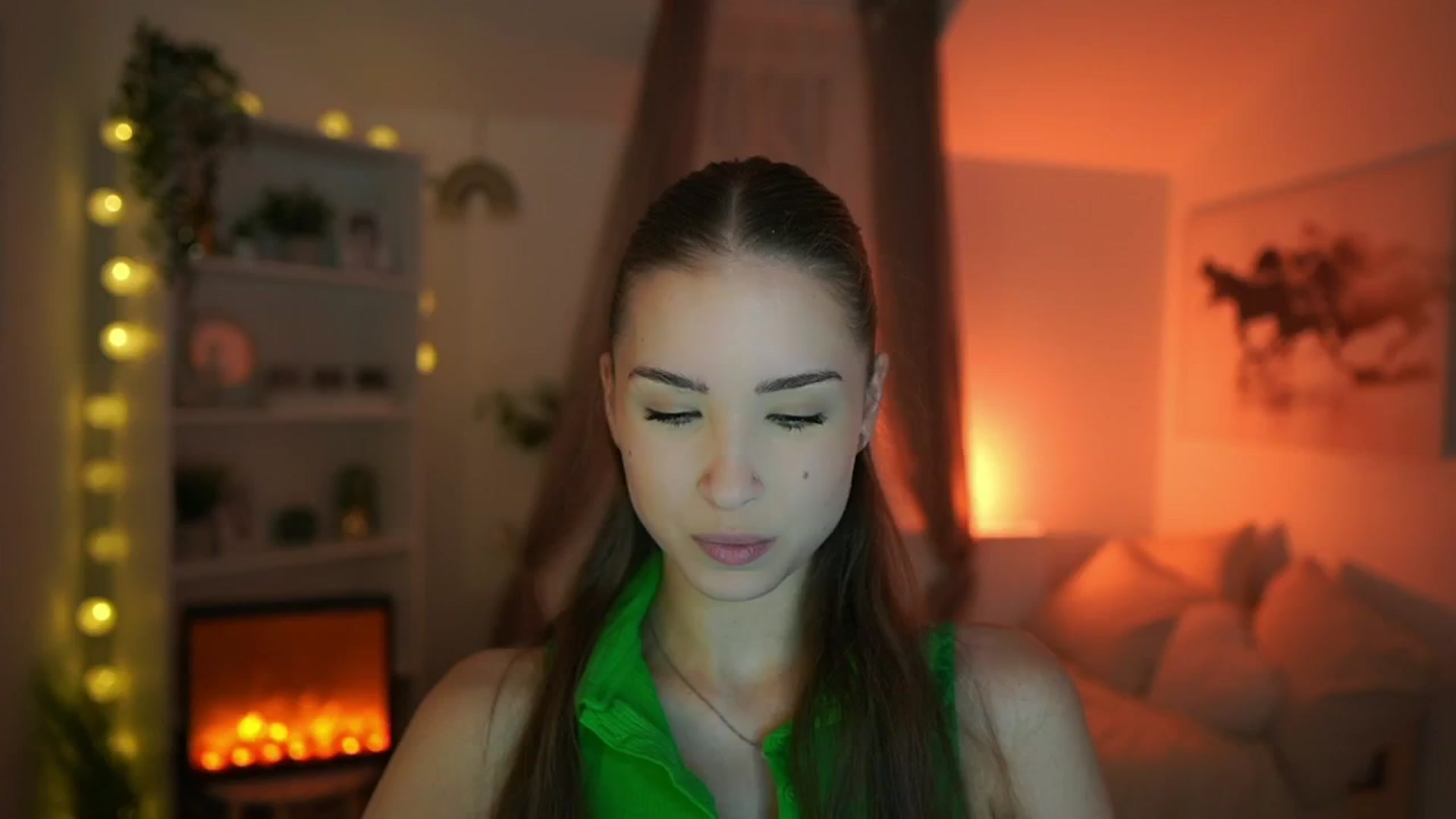 Gallery image thumbnail from Shy_jane's myfreecams stream on, 05/28/2024, 08:39 image 14 of 20
