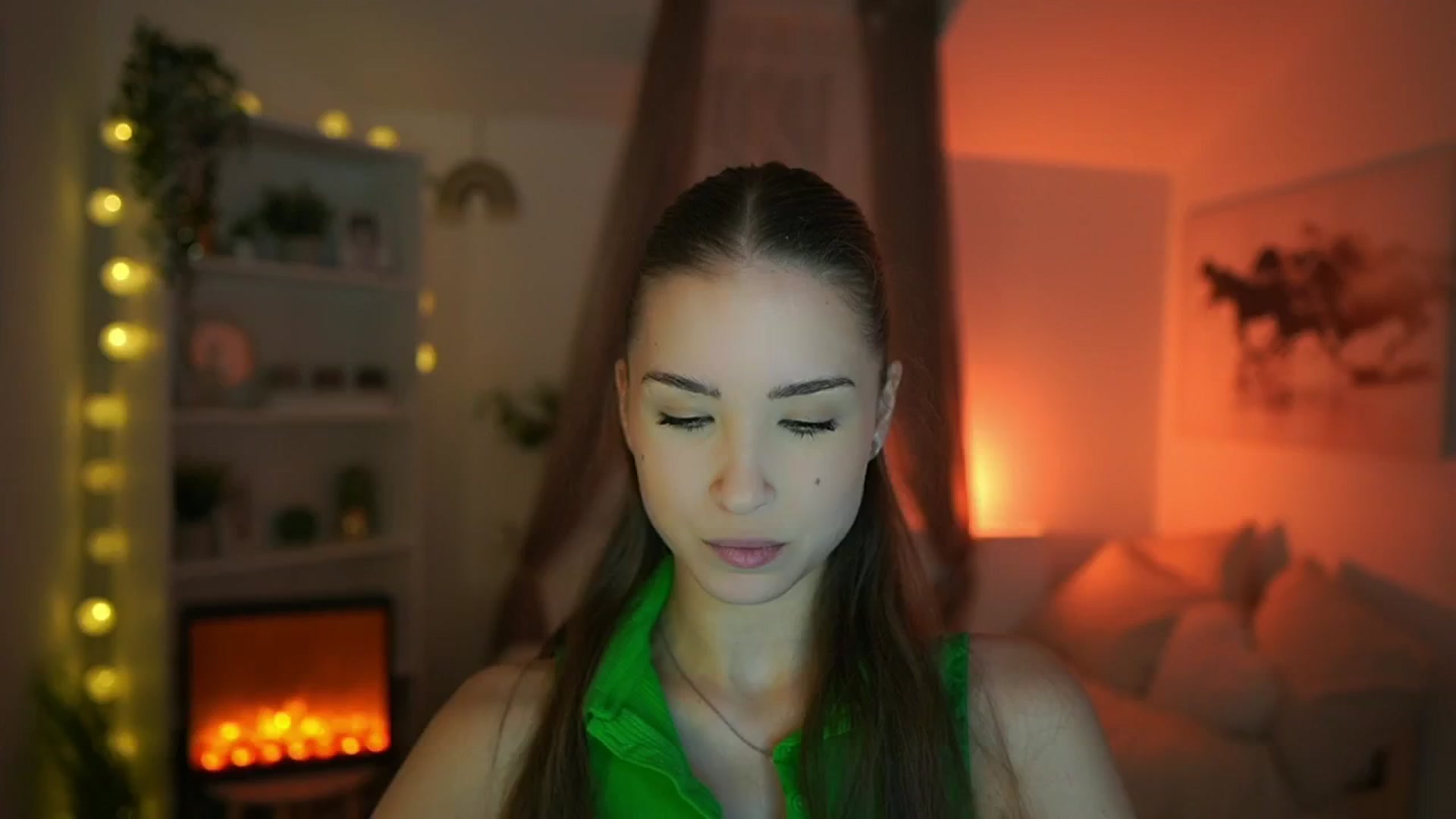 Gallery image thumbnail from Shy_jane's myfreecams stream on, 05/28/2024, 08:39 image 18 of 20
