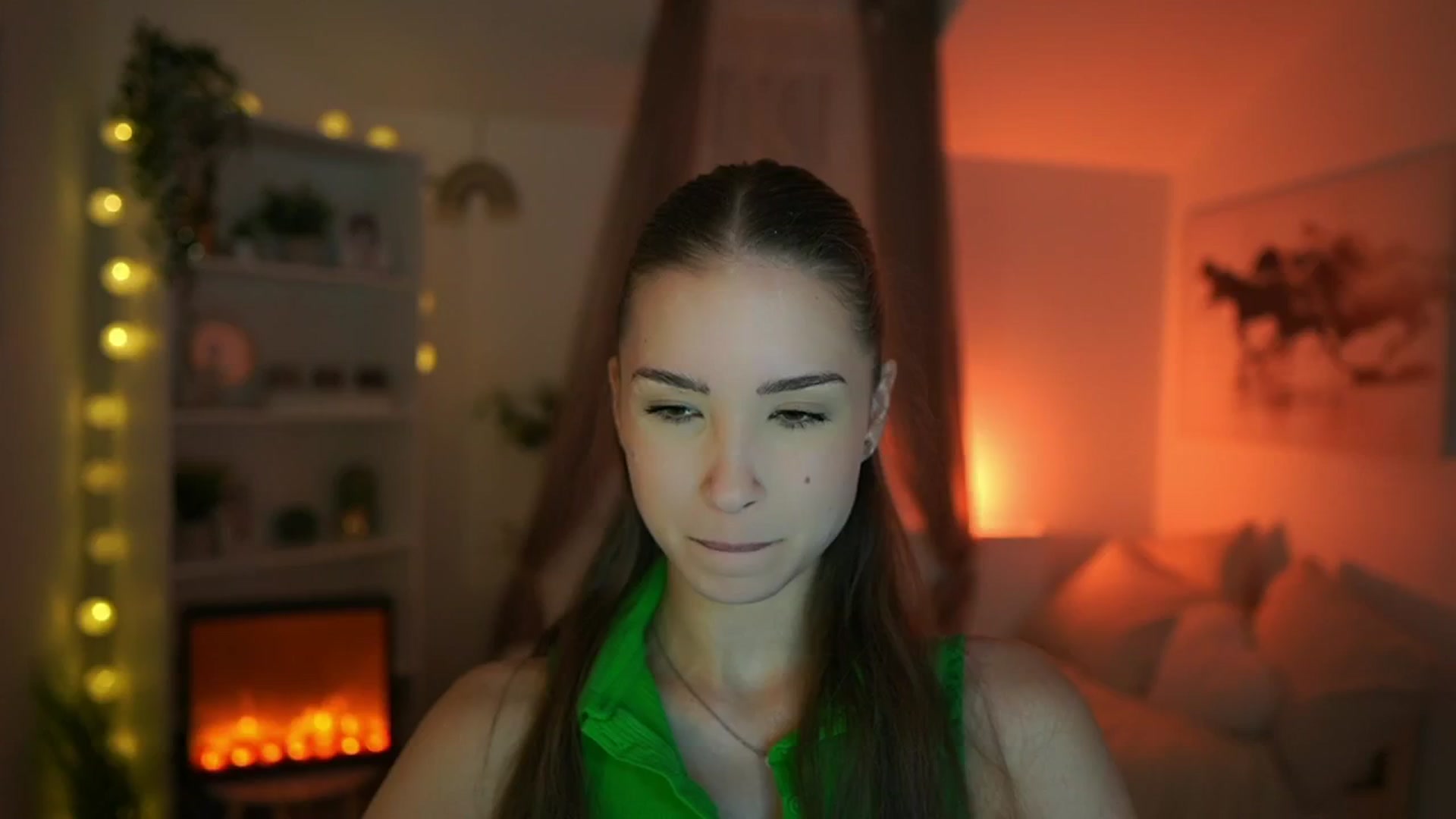 Gallery image thumbnail from Shy_jane's myfreecams stream on, 05/28/2024, 08:39 image 16 of 20