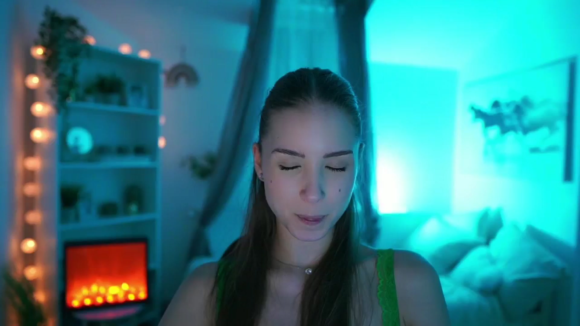 Gallery image thumbnail from Shy_jane's myfreecams stream on, 05/28/2024, 13:15 image 6 of 20