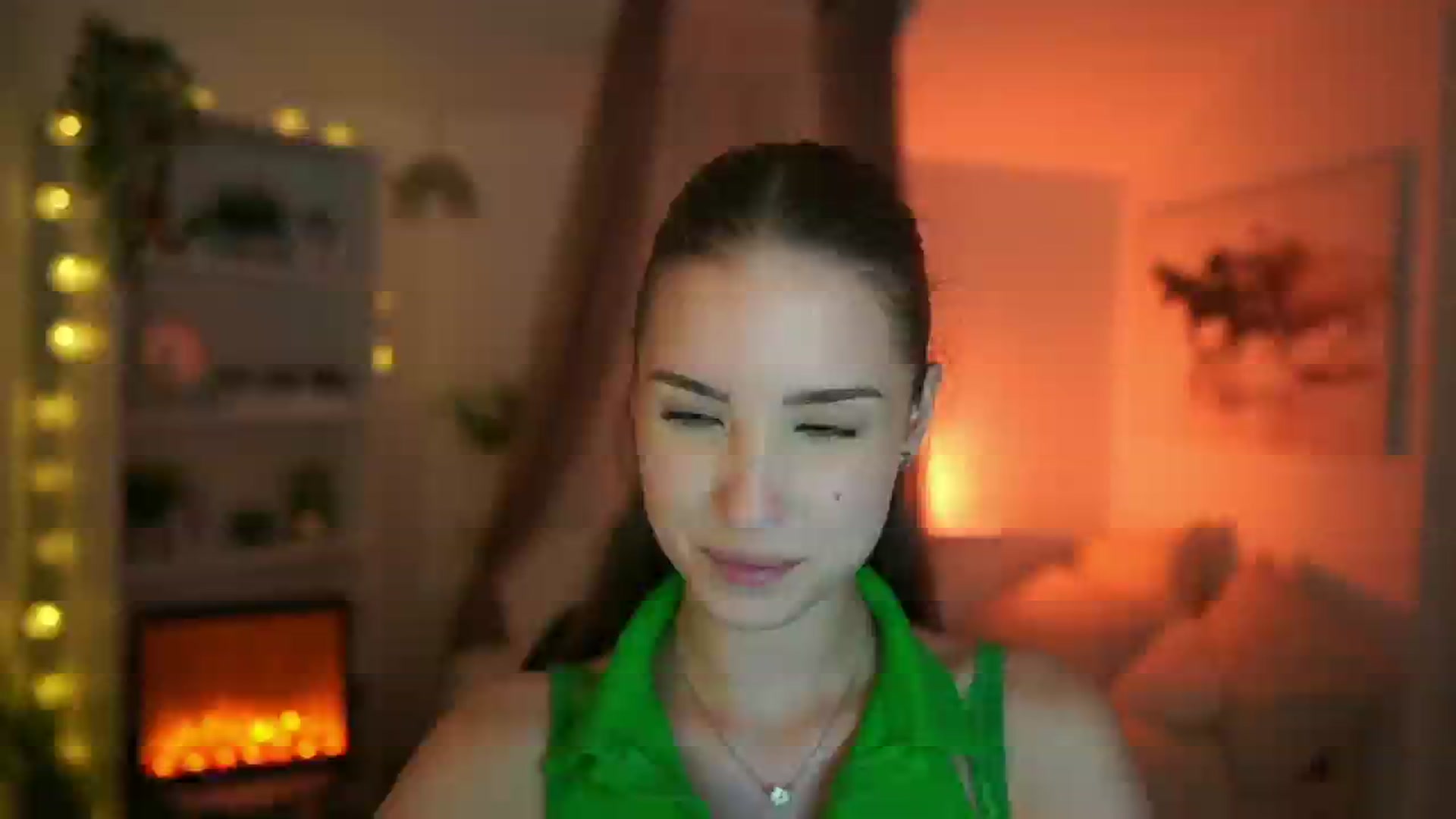 Gallery image thumbnail from Shy_jane's myfreecams stream on, 05/28/2024, 17:34 image 14 of 20
