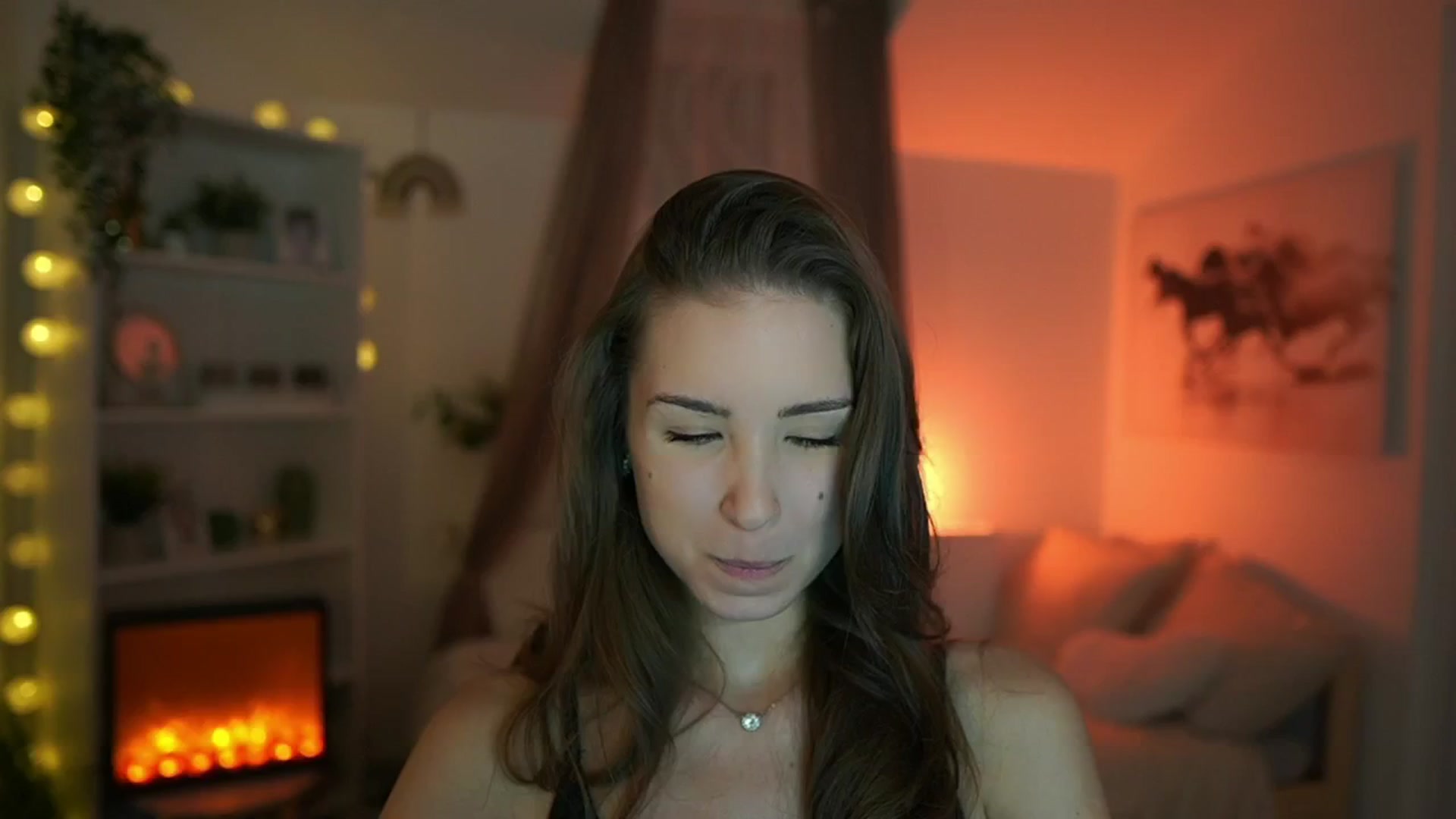 Gallery image thumbnail from Shy_jane's myfreecams stream on, 06/02/2024, 08:45 image 14 of 20