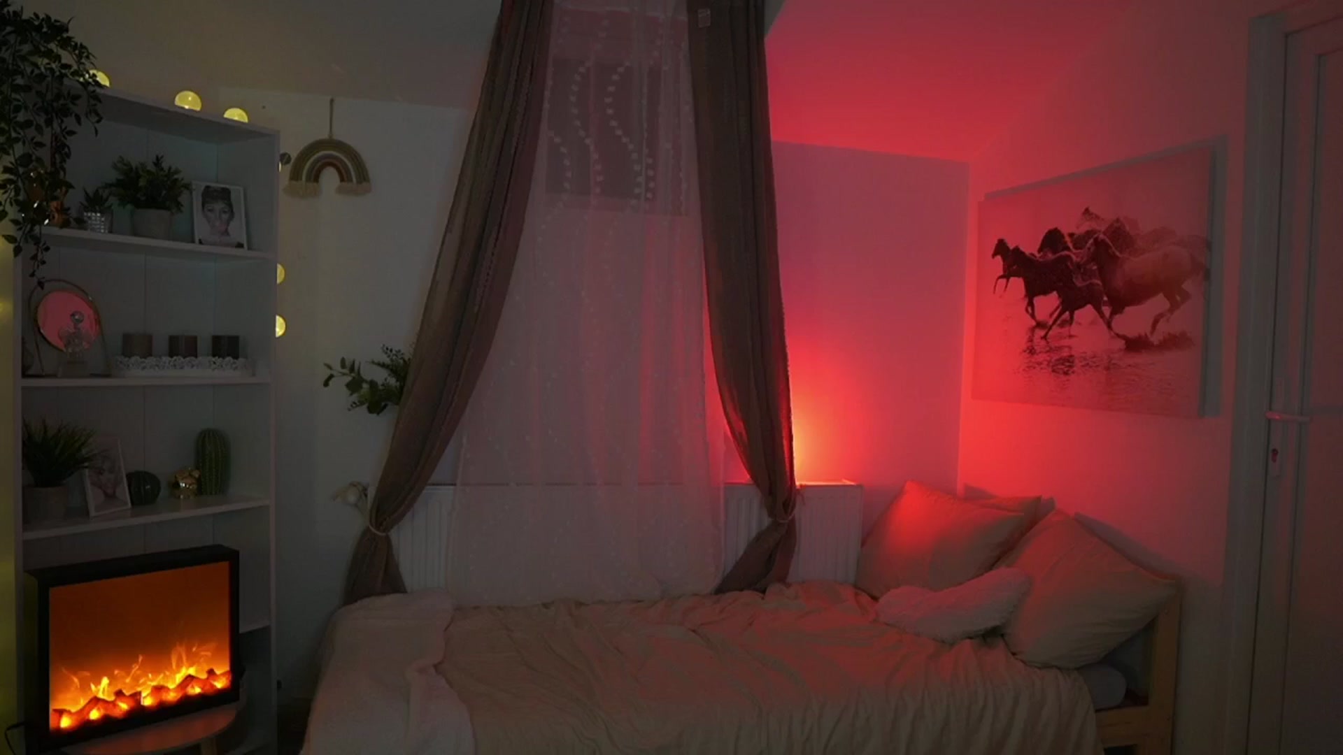 Gallery image thumbnail from Shy_jane's myfreecams stream on, 06/04/2024, 16:33 image 15 of 20