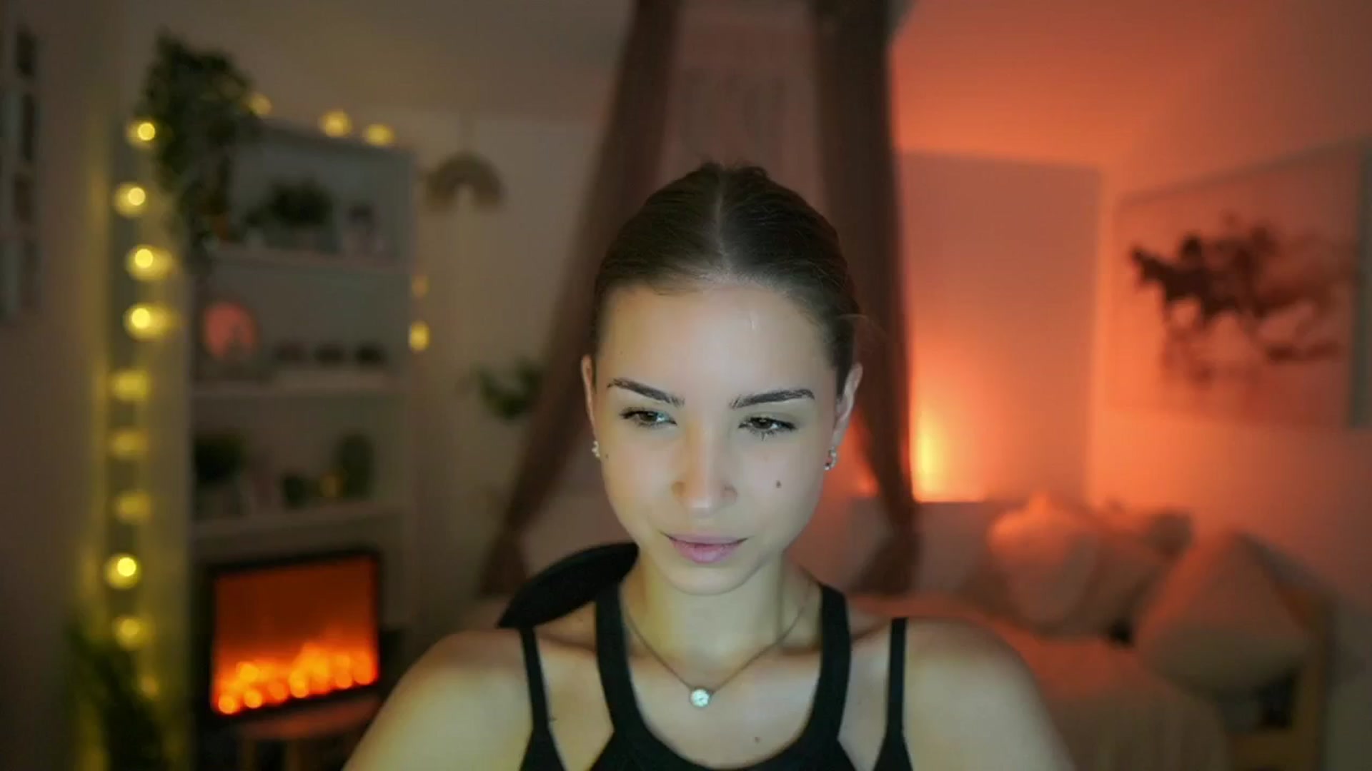 Gallery image thumbnail from Shy_jane's myfreecams stream on, 06/06/2024, 09:12 image 6 of 20
