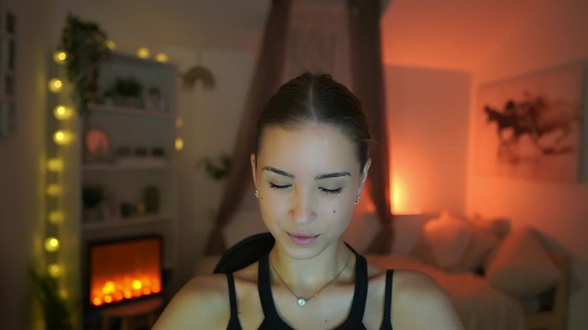 Gallery image thumbnail from Shy_jane's myfreecams stream on, 06/06/2024, 09:12 image 10 of 20