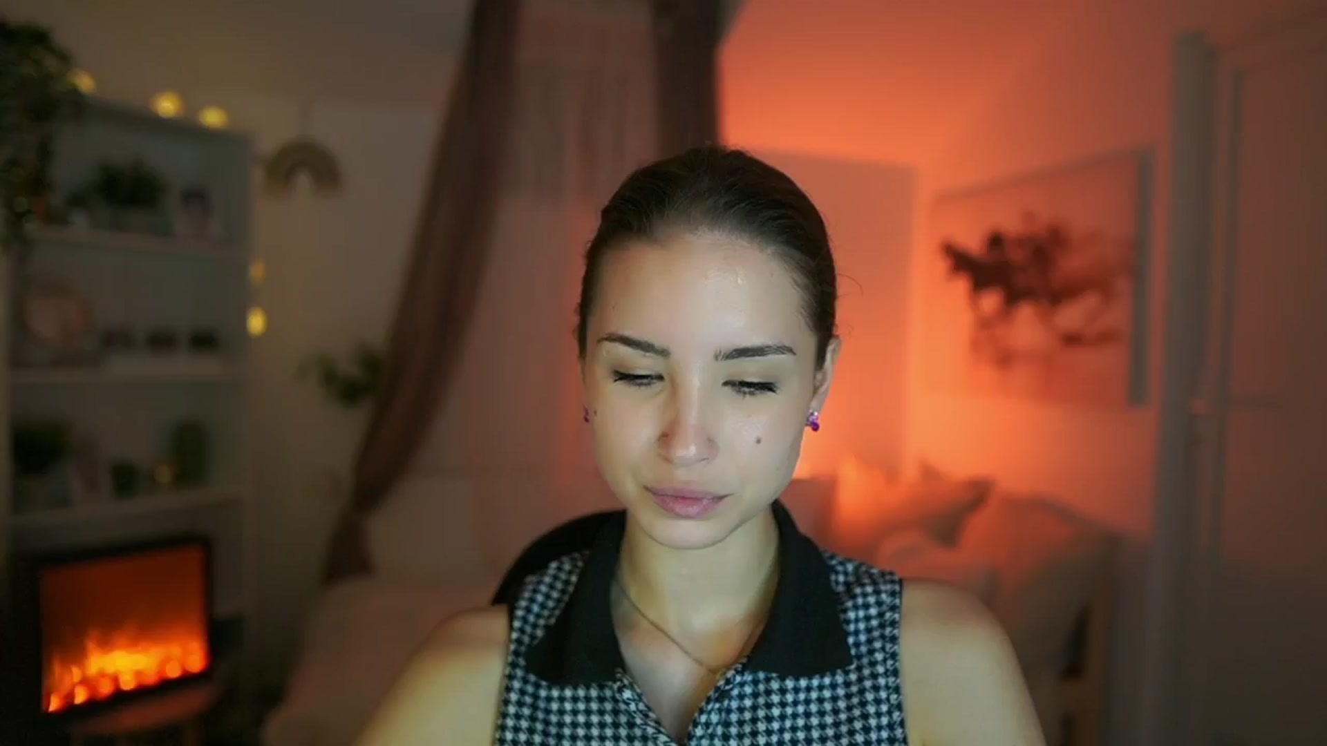 Gallery image thumbnail from Shy_jane's myfreecams stream on, 06/09/2024, 12:16 image 10 of 20