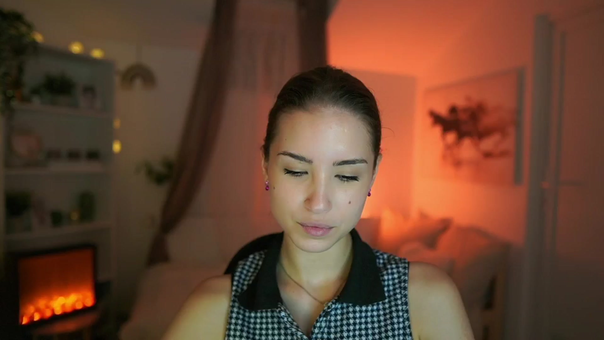 Gallery image thumbnail from Shy_jane's myfreecams stream on, 06/09/2024, 12:16 image 7 of 20