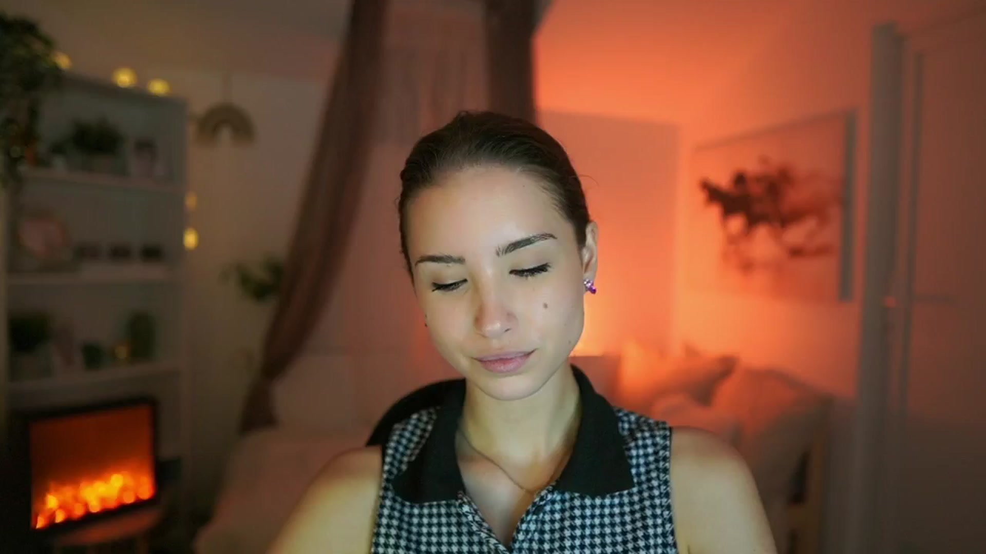 Gallery image thumbnail from Shy_jane's myfreecams stream on, 06/09/2024, 12:16 image 8 of 20