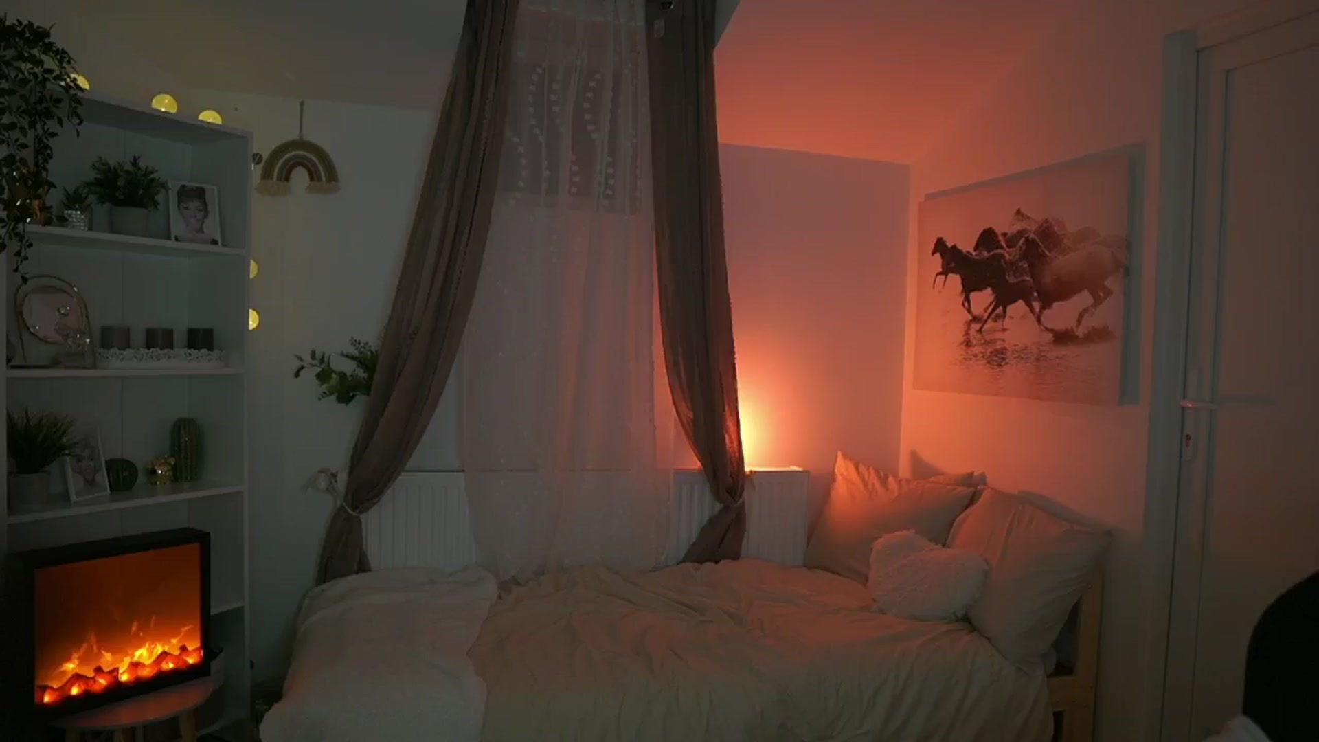 Gallery image thumbnail from Shy_jane's myfreecams stream on, 06/09/2024, 12:16 image 3 of 20