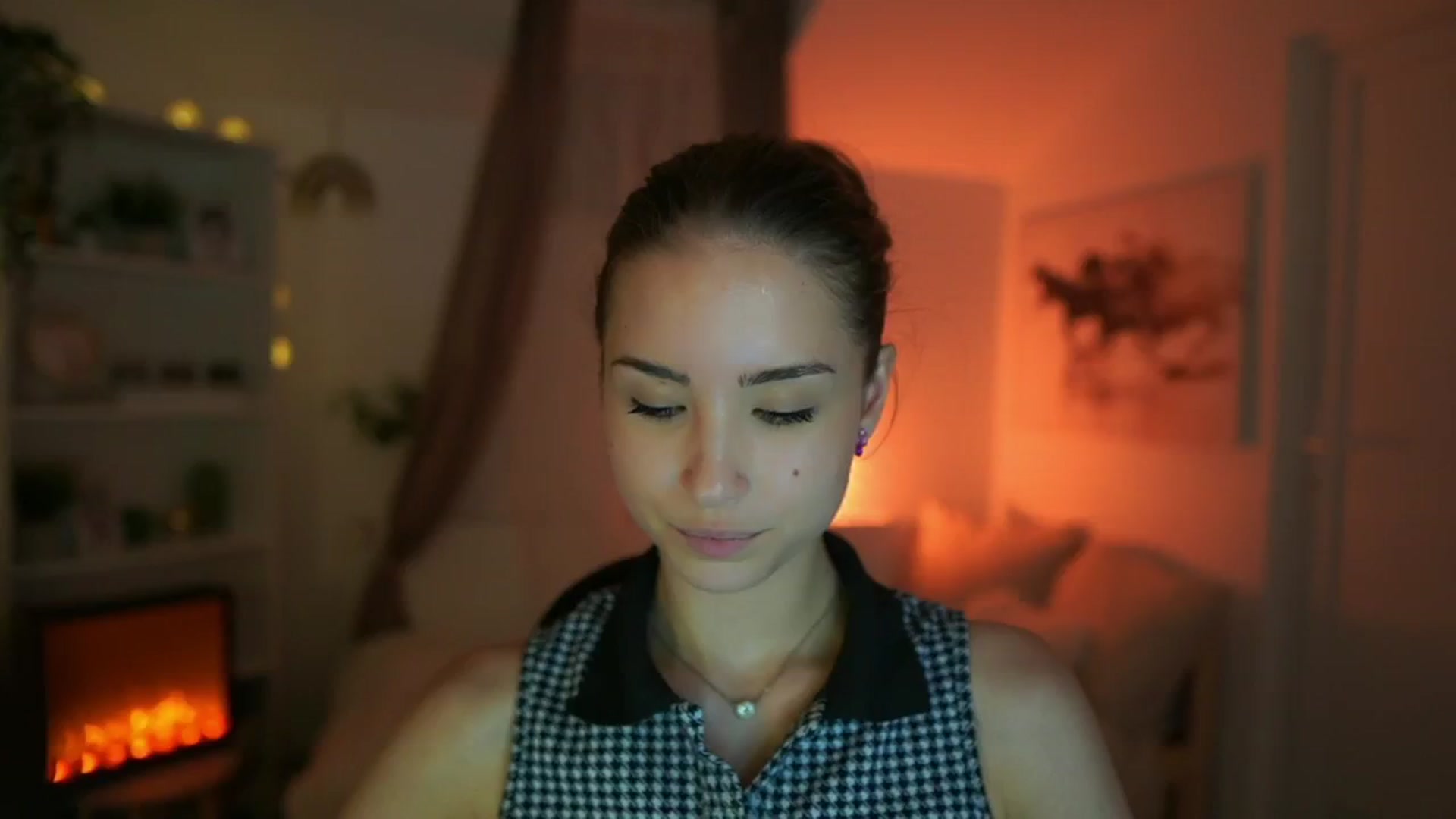 Gallery image thumbnail from Shy_jane's myfreecams stream on, 06/09/2024, 14:10 image 1 of 20