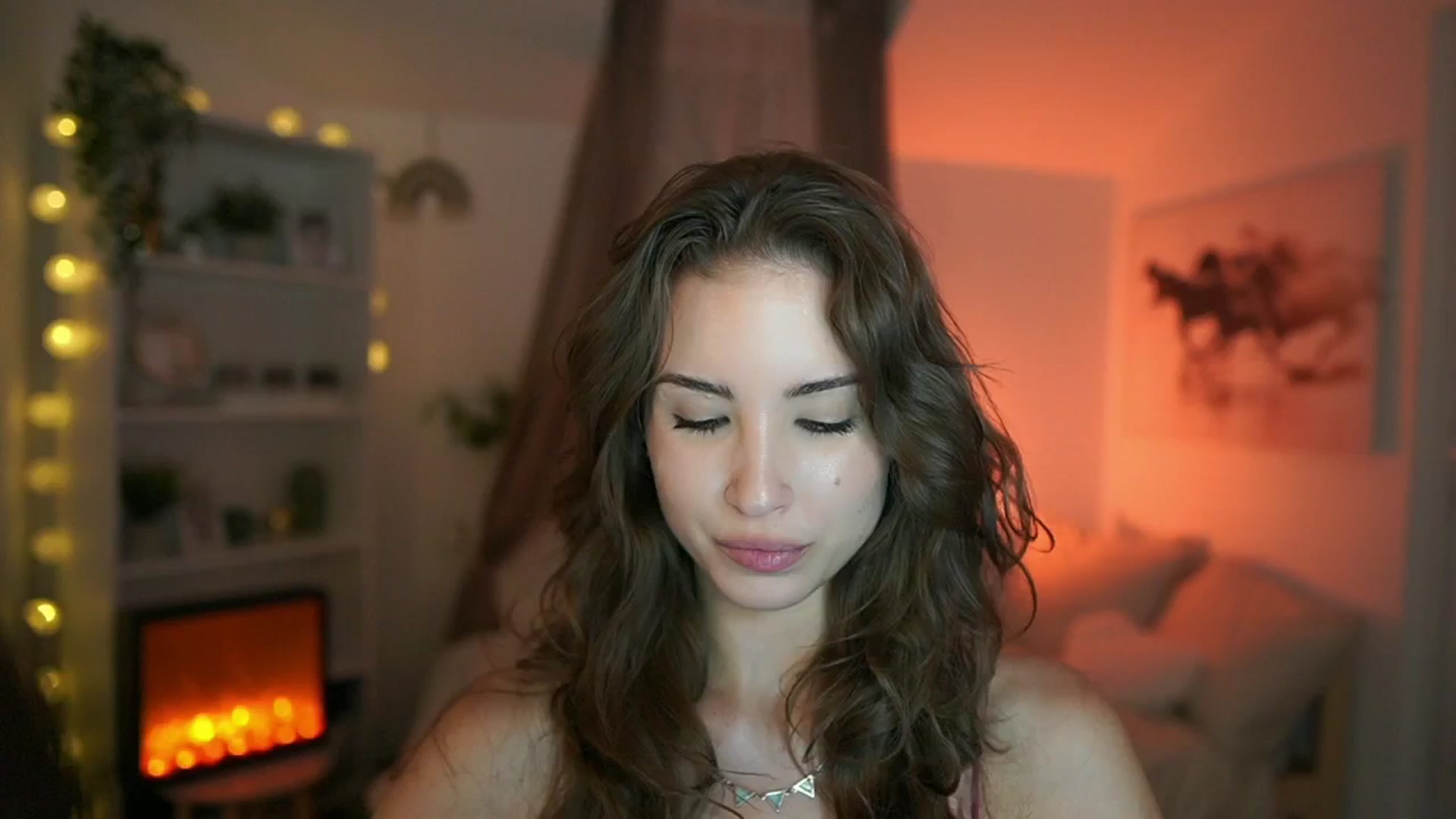 Gallery image thumbnail from Shy_jane's myfreecams stream on, 06/25/2024, 15:28 image 3 of 20