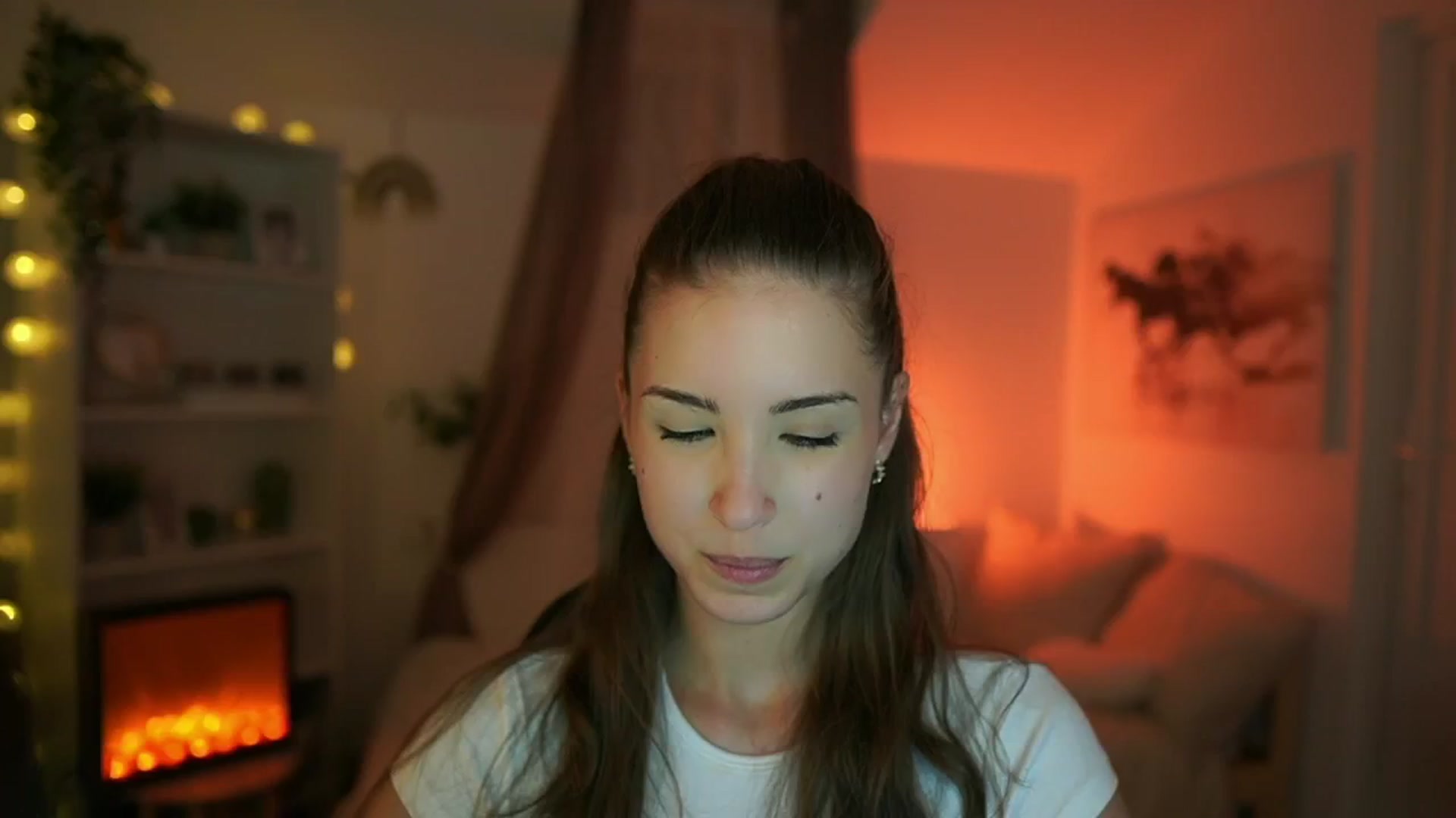 Gallery image thumbnail from Shy_jane's myfreecams stream on, 06/27/2024, 16:35 image 5 of 20