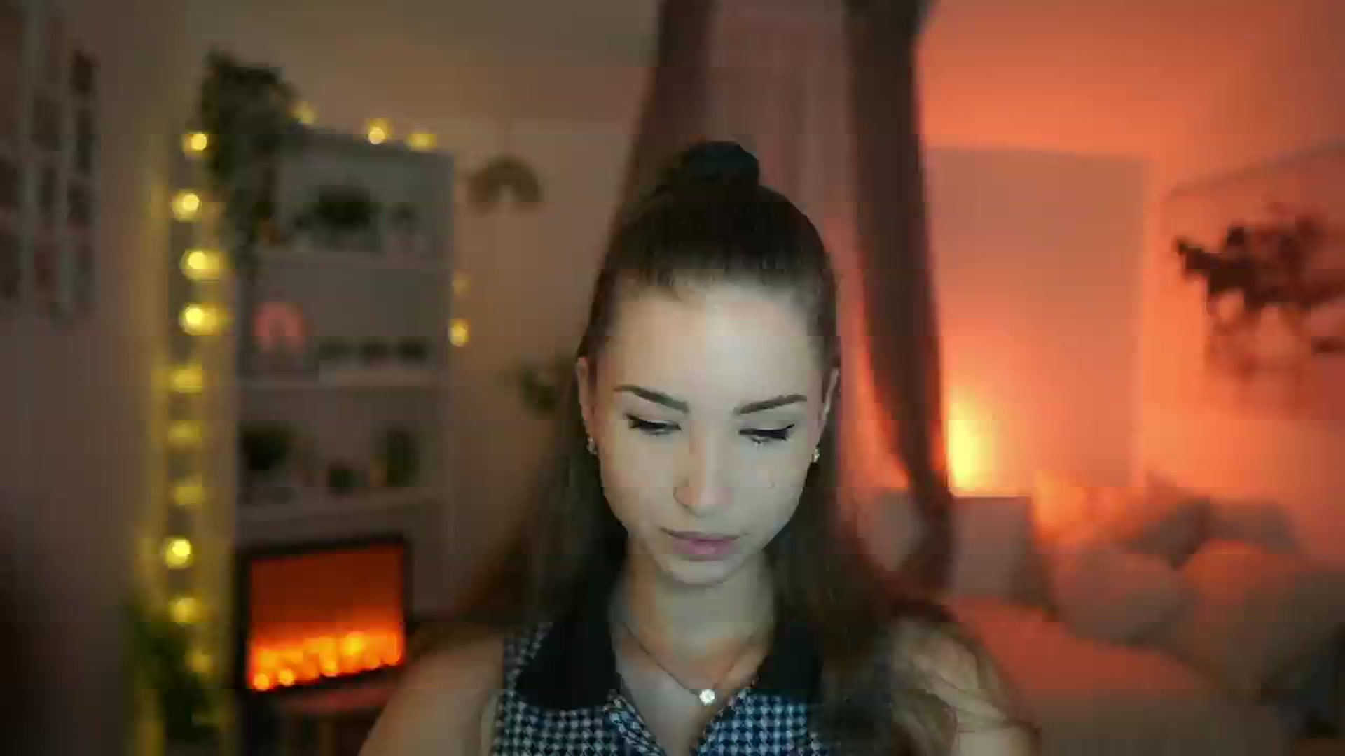 Gallery image thumbnail from Shy_jane's myfreecams stream on, 06/30/2024, 08:39 image 16 of 20