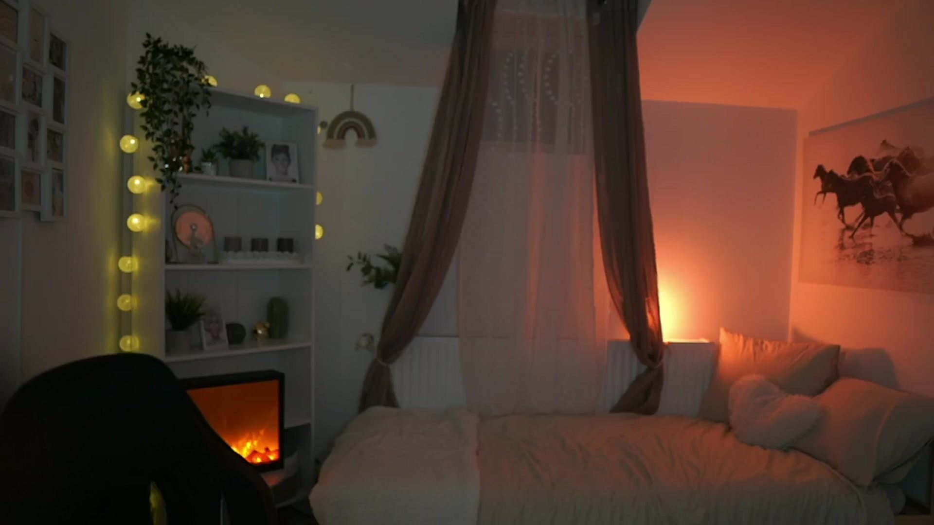 Gallery image thumbnail from Shy_jane's myfreecams stream on, 06/30/2024, 10:05 image 1 of 20