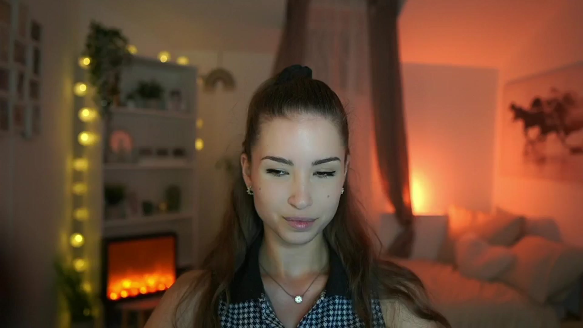Gallery image thumbnail from Shy_jane's myfreecams stream on, 06/30/2024, 11:08 image 6 of 20