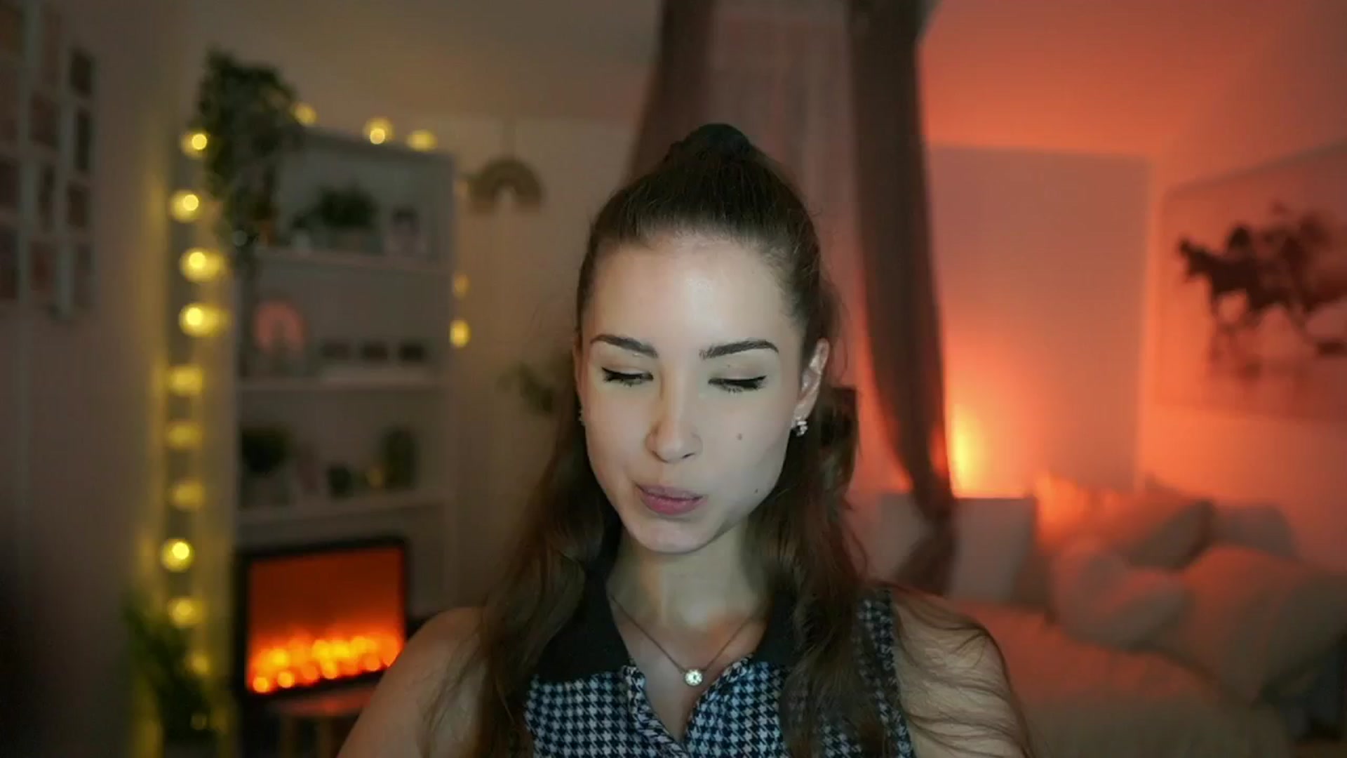 Gallery image thumbnail from Shy_jane's myfreecams stream on, 06/30/2024, 11:08 image 14 of 20