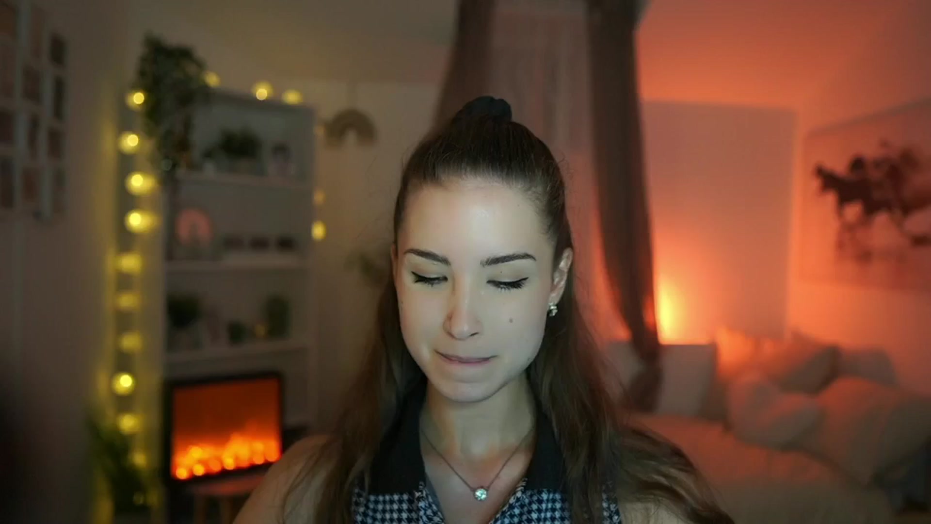 Gallery image thumbnail from Shy_jane's myfreecams stream on, 06/30/2024, 11:08 image 4 of 20