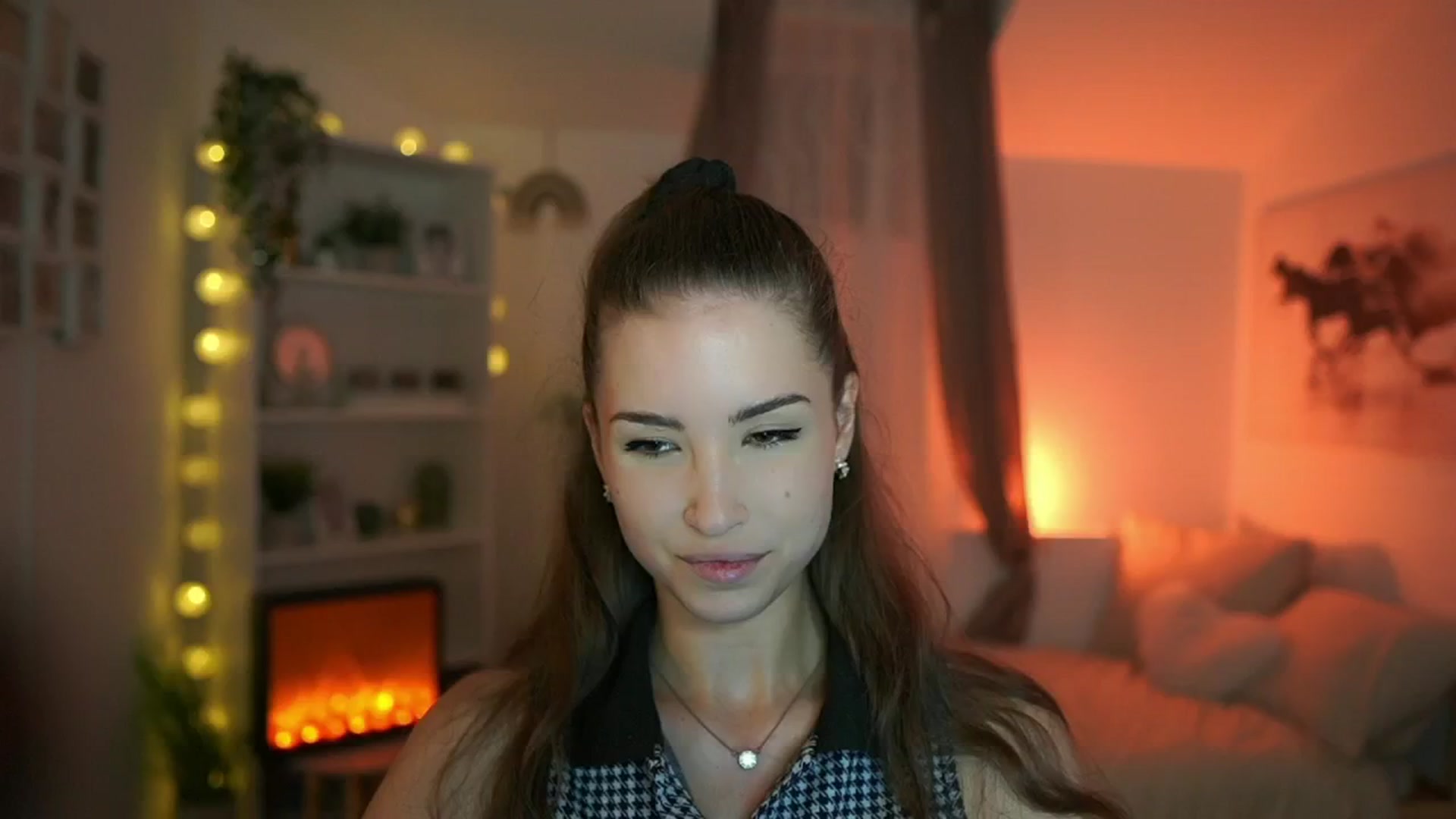 Gallery image thumbnail from Shy_jane's myfreecams stream on, 06/30/2024, 11:08 image 10 of 20