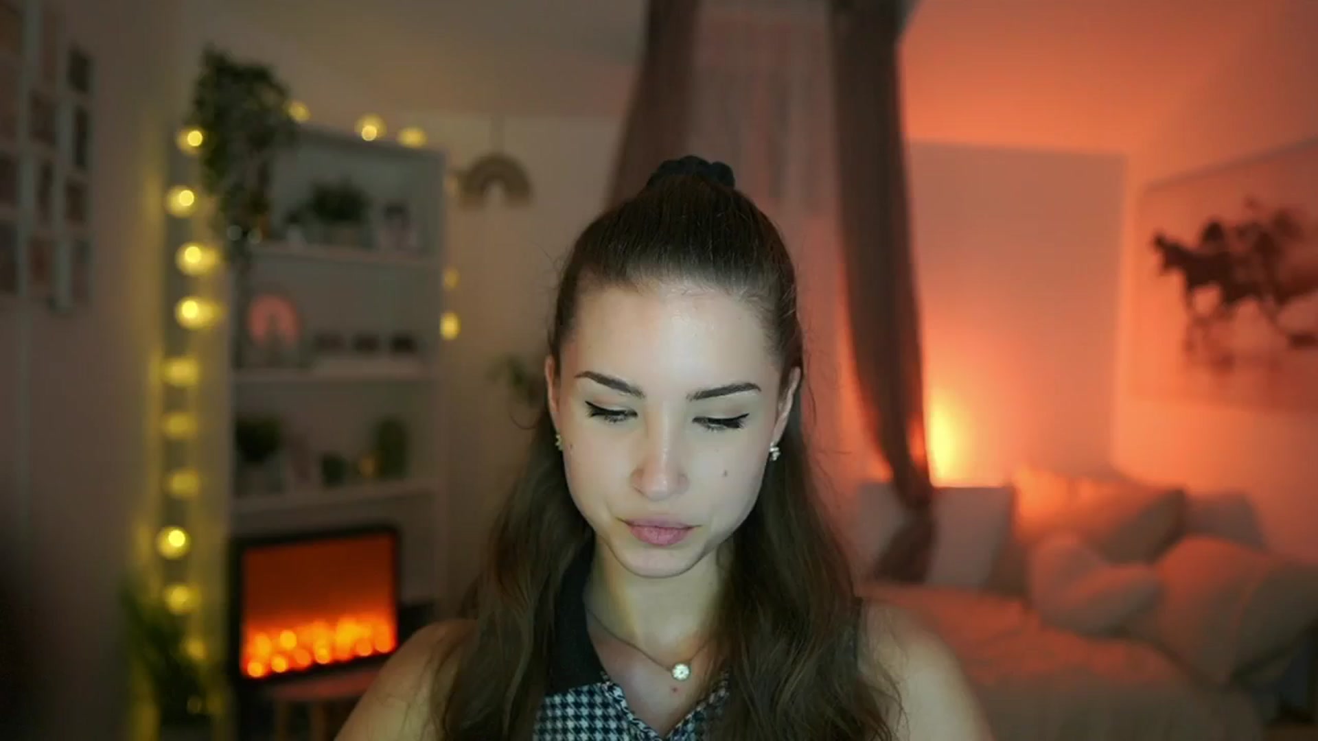 Gallery image thumbnail from Shy_jane's myfreecams stream on, 06/30/2024, 14:19 image 3 of 20