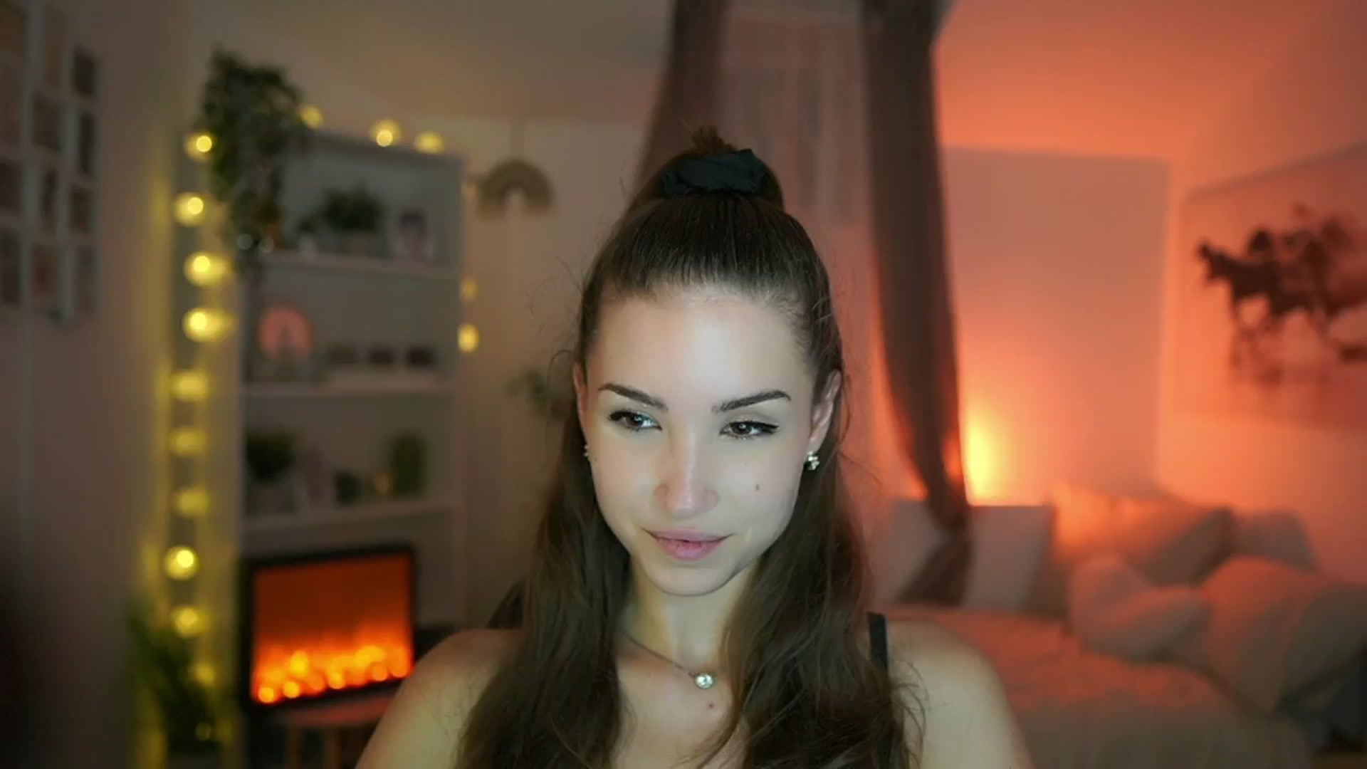 Gallery image thumbnail from Shy_jane's myfreecams stream on, 06/30/2024, 14:48 image 13 of 20
