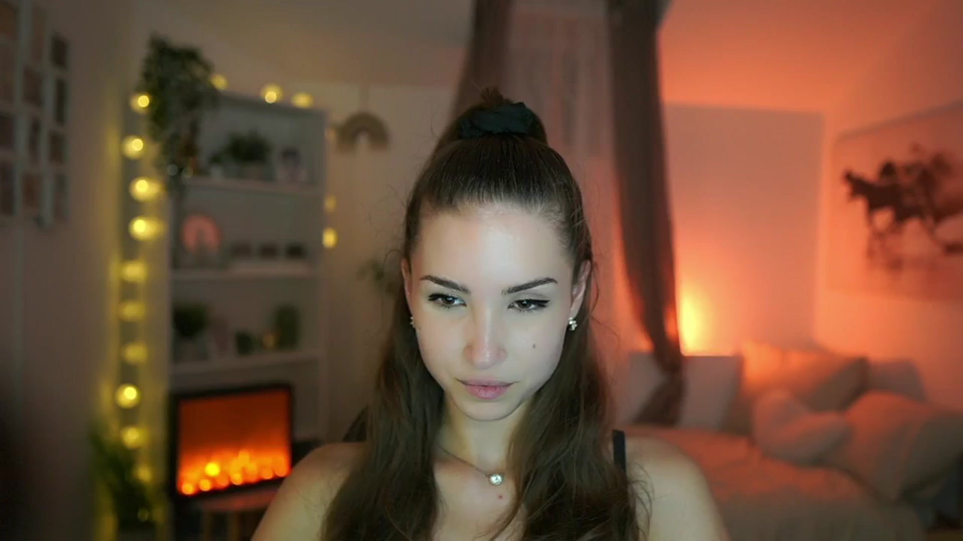 Gallery image thumbnail from Shy_jane's myfreecams stream on, 06/30/2024, 14:48 image 12 of 20
