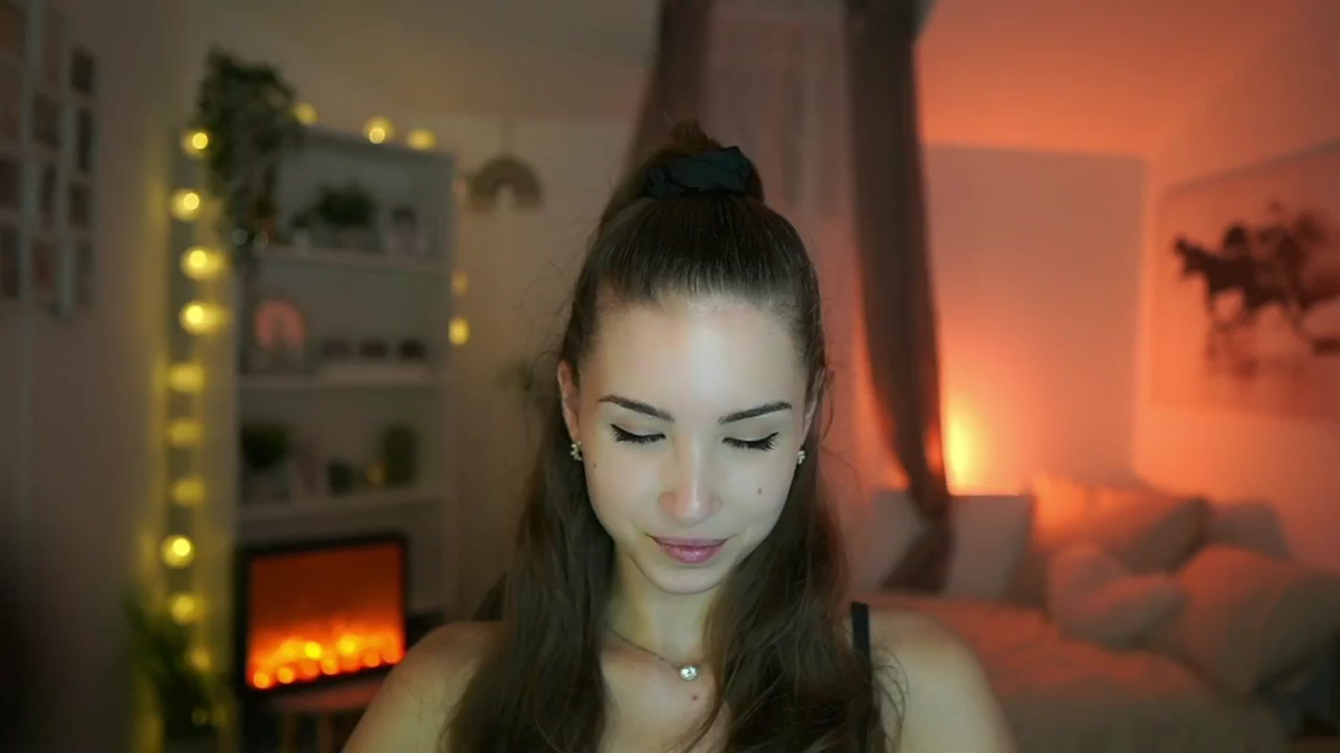 Gallery image thumbnail from Shy_jane's myfreecams stream on, 06/30/2024, 14:48 image 18 of 20