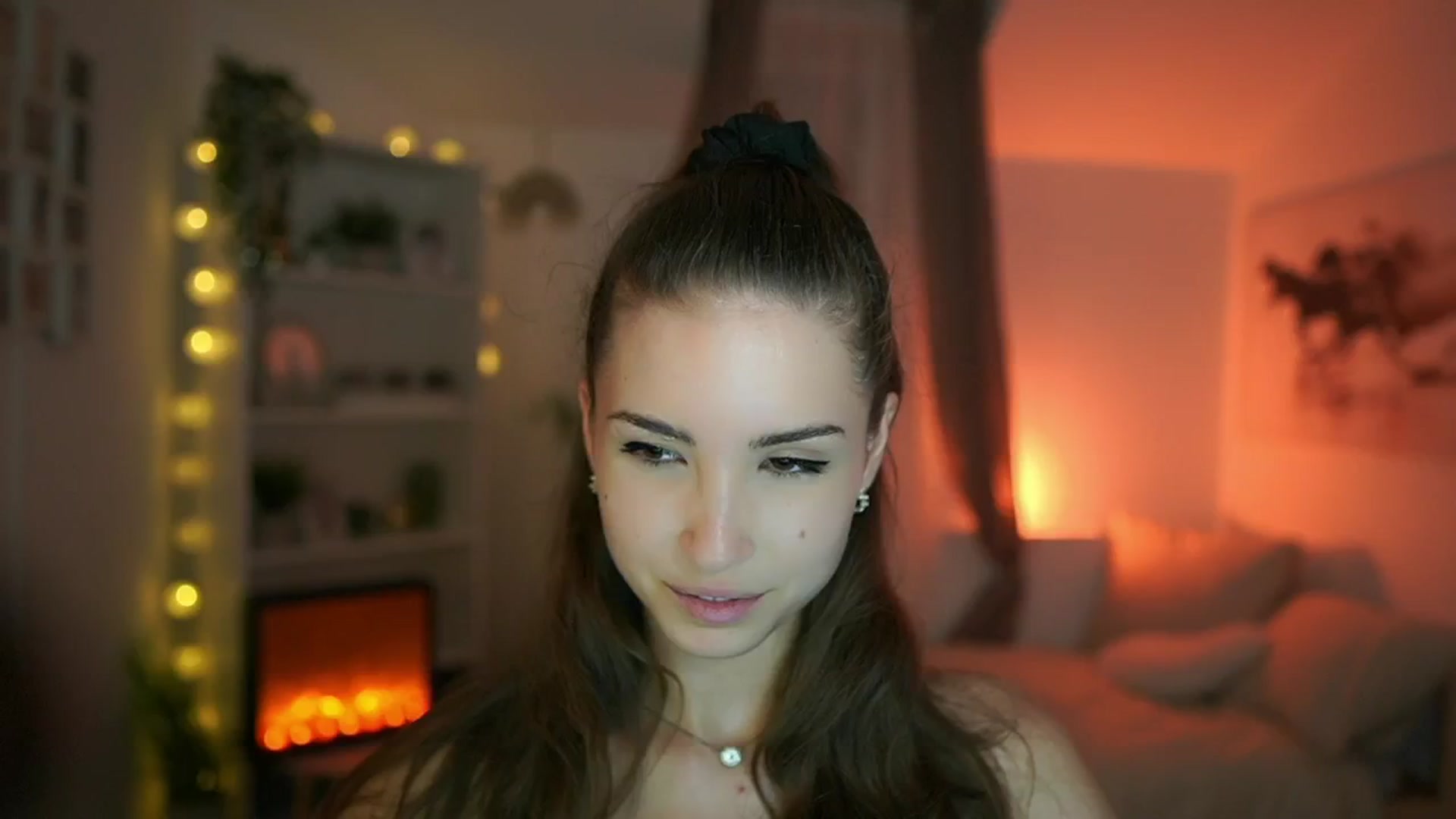 Gallery image thumbnail from Shy_jane's myfreecams stream on, 06/30/2024, 16:18 image 20 of 20