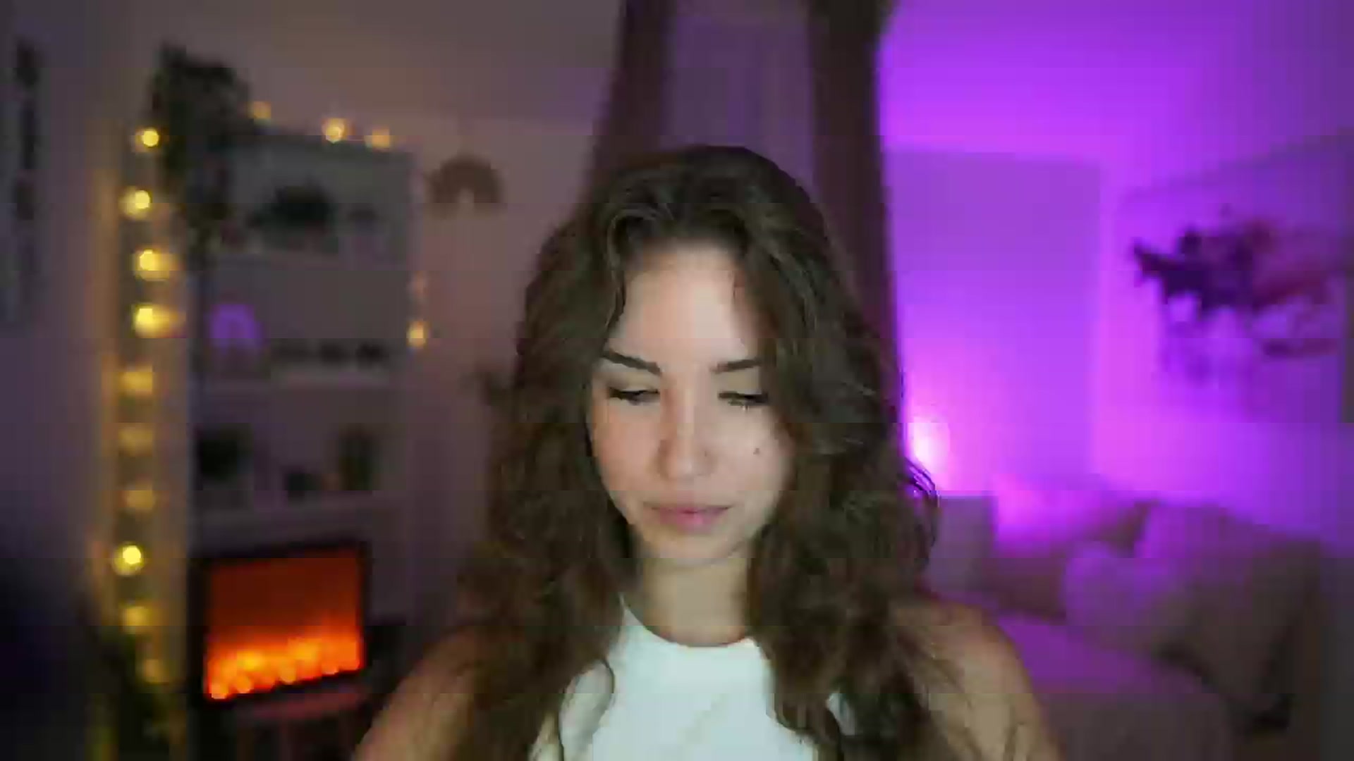 Gallery image thumbnail from Shy_jane's myfreecams stream on, 07/02/2024, 11:17 image 1 of 20
