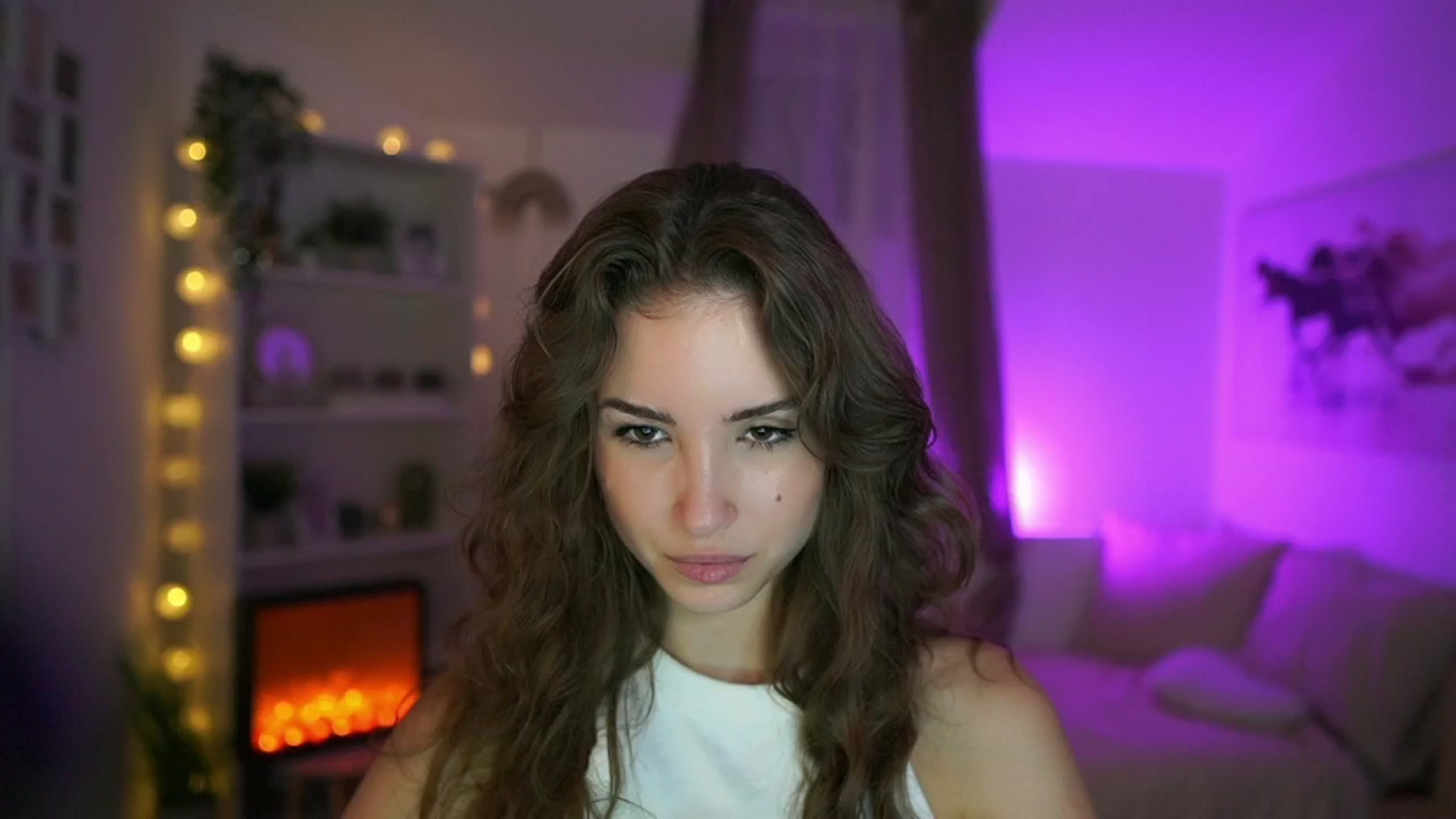 Gallery image thumbnail from Shy_jane's myfreecams stream on, 07/02/2024, 14:48 image 2 of 20