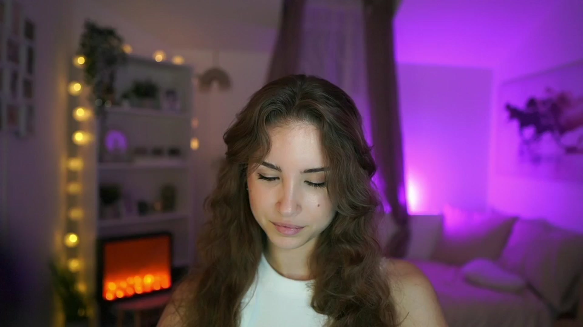 Gallery image thumbnail from Shy_jane's myfreecams stream on, 07/02/2024, 15:51 image 9 of 20