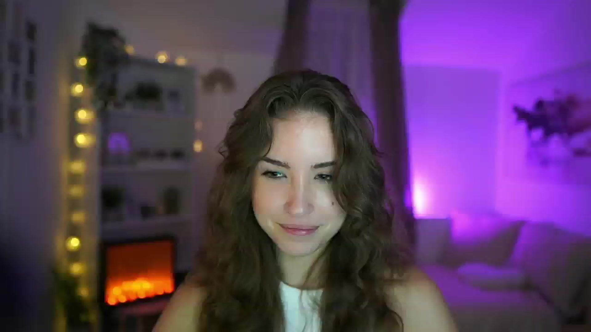 Gallery image thumbnail from Shy_jane's myfreecams stream on, 07/02/2024, 17:16 image 4 of 20