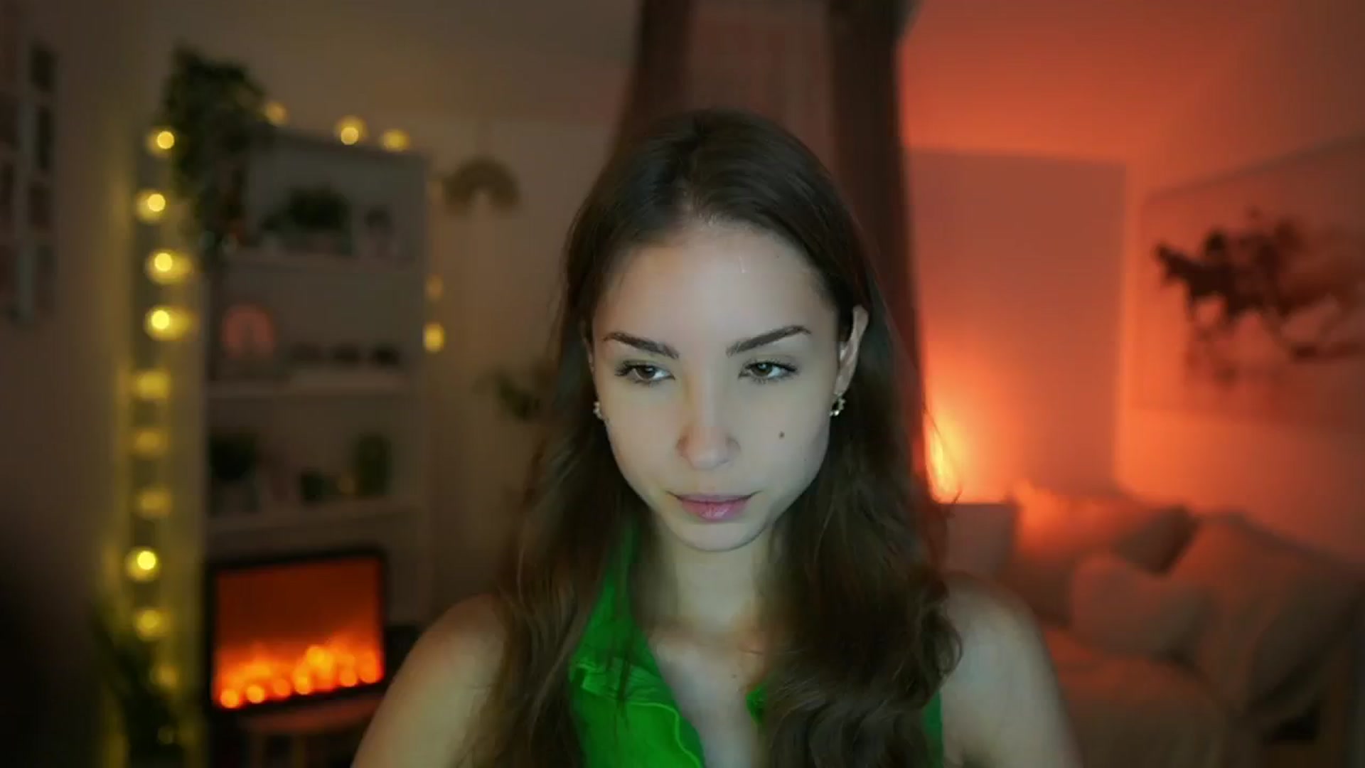 Gallery image thumbnail from Shy_jane's myfreecams stream on, 07/04/2024, 09:05 image 10 of 20