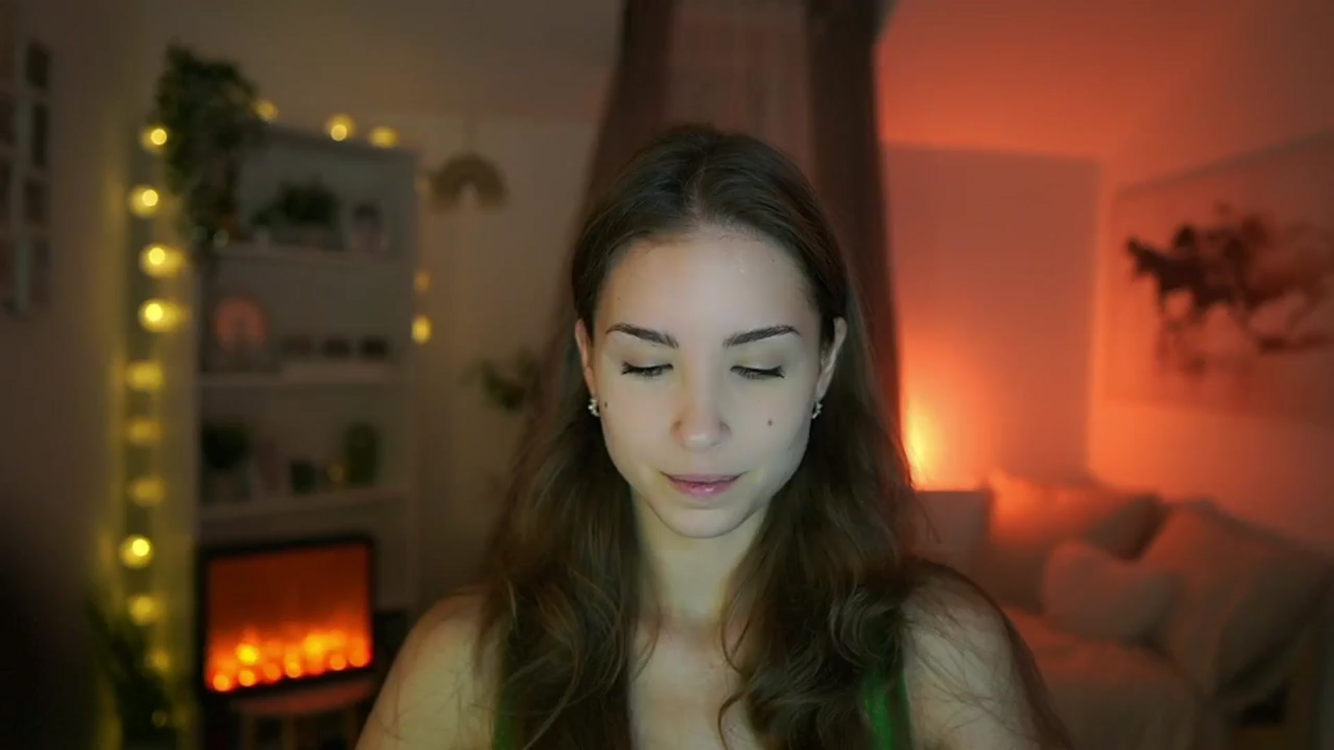 Gallery image thumbnail from Shy_jane's myfreecams stream on, 07/04/2024, 09:05 image 19 of 20
