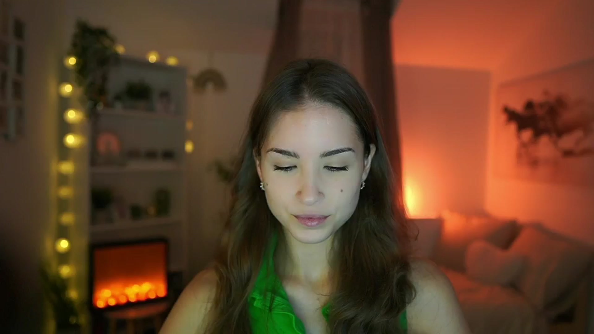 Gallery image thumbnail from Shy_jane's myfreecams stream on, 07/04/2024, 09:05 image 11 of 20